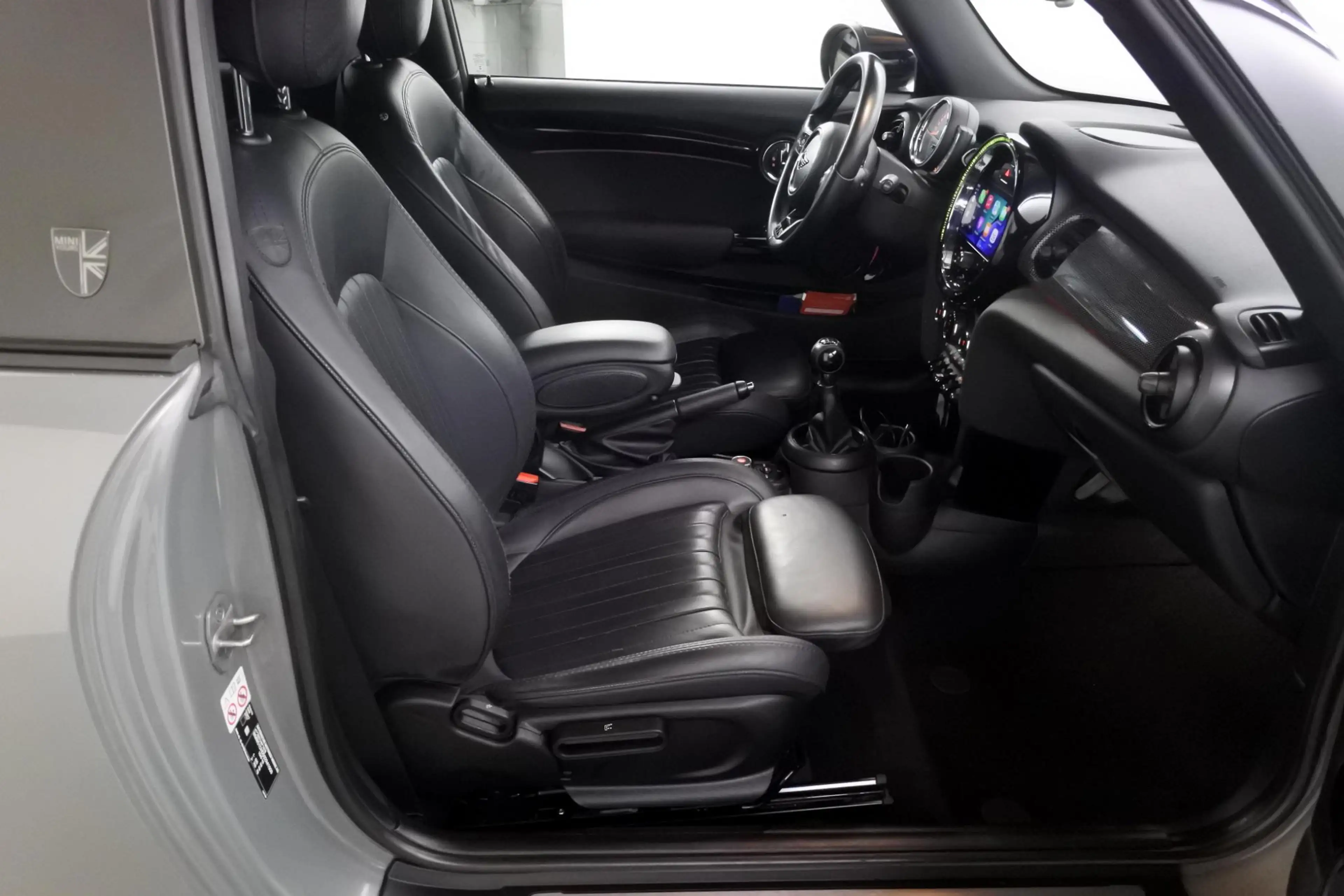 MINI Cooper S 3-Deurs 2.0 Yours Moonwalk Blacked out — photo 4