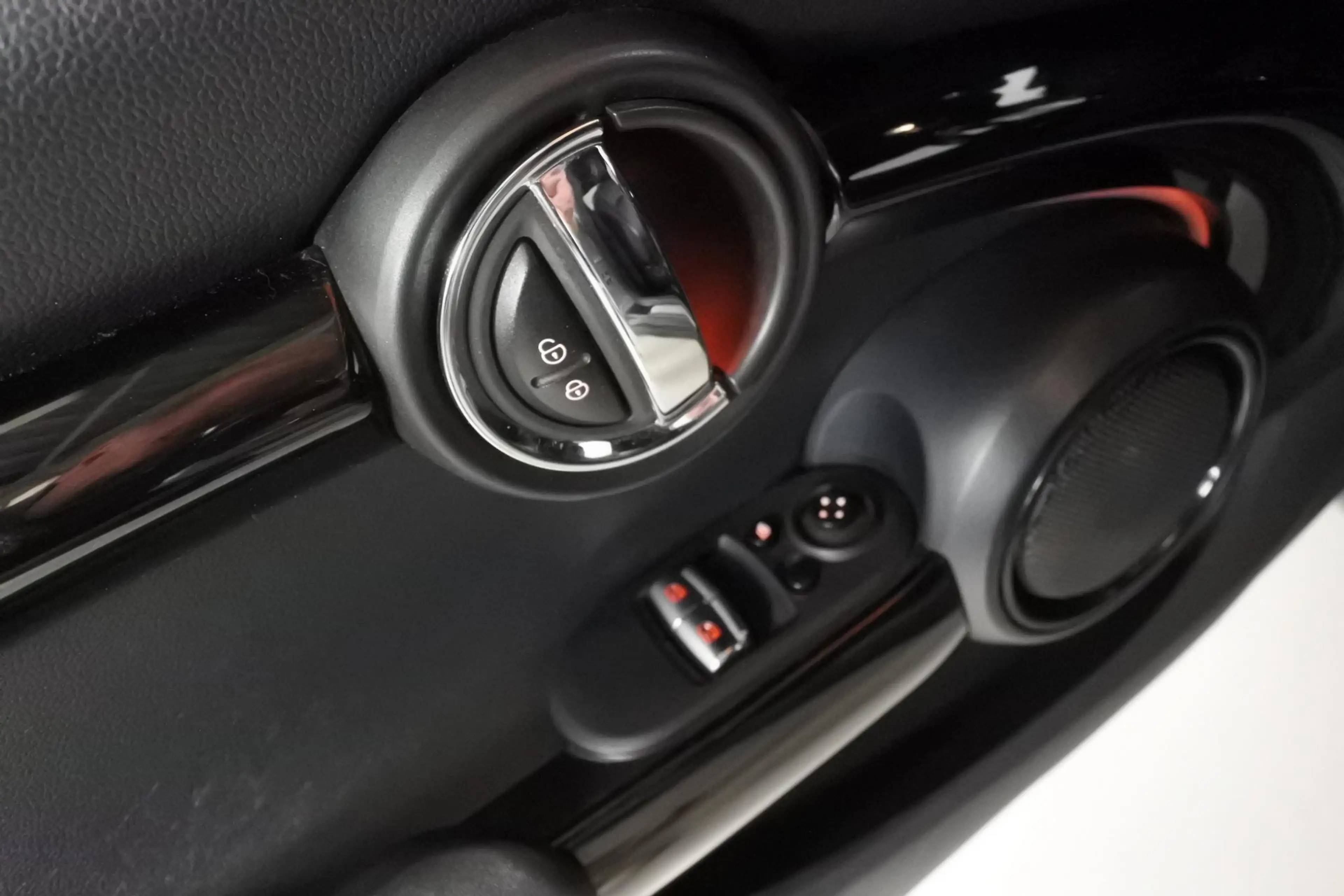 MINI Cooper S 3-Deurs 2.0 Yours Moonwalk Blacked out — photo 17