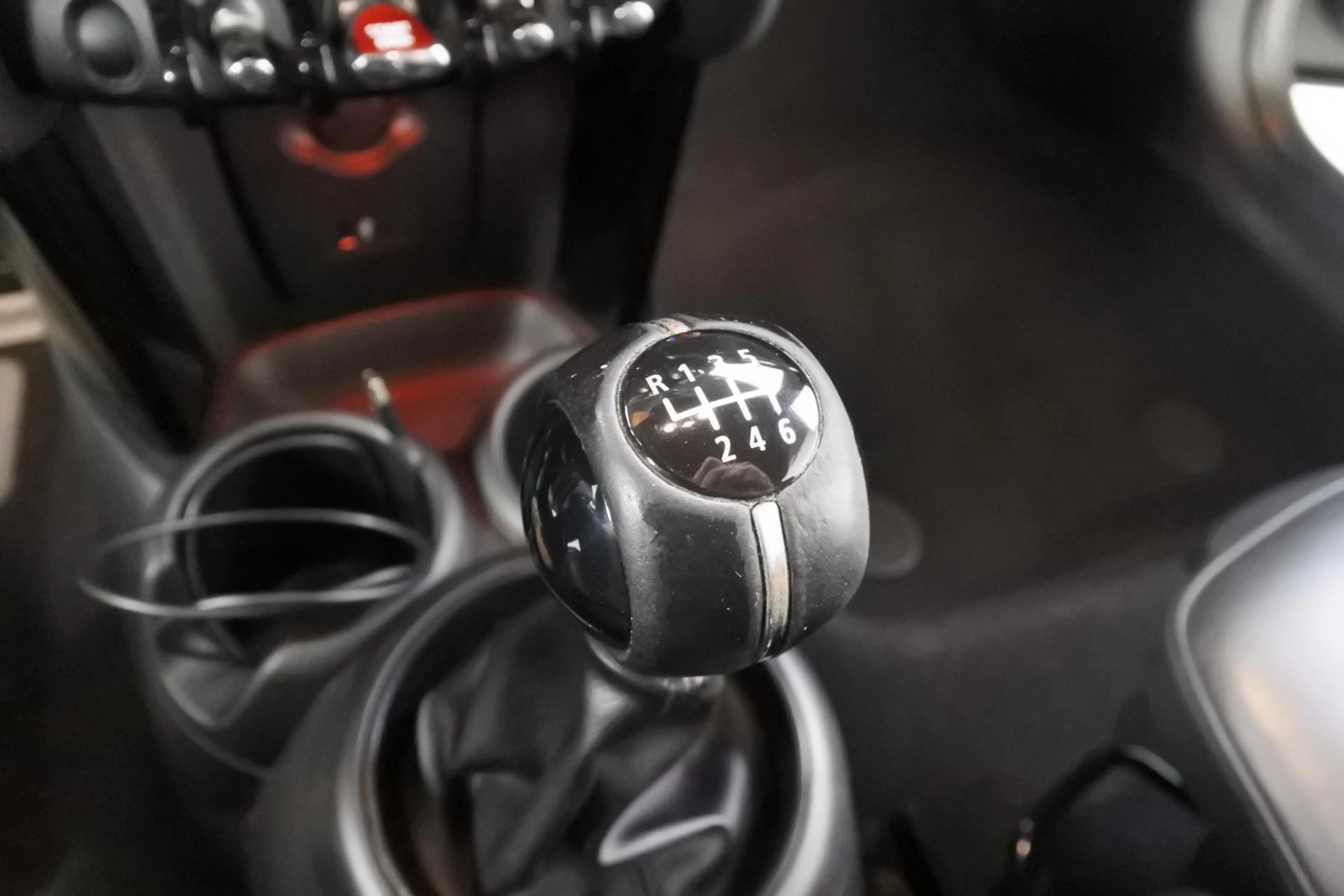 MINI Cooper S 3-Deurs 2.0 Yours Moonwalk Blacked out — photo 30