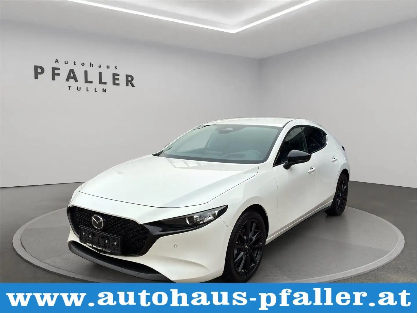 Mazda 3 e-Skyactiv-G140 Homura Weiß - 1