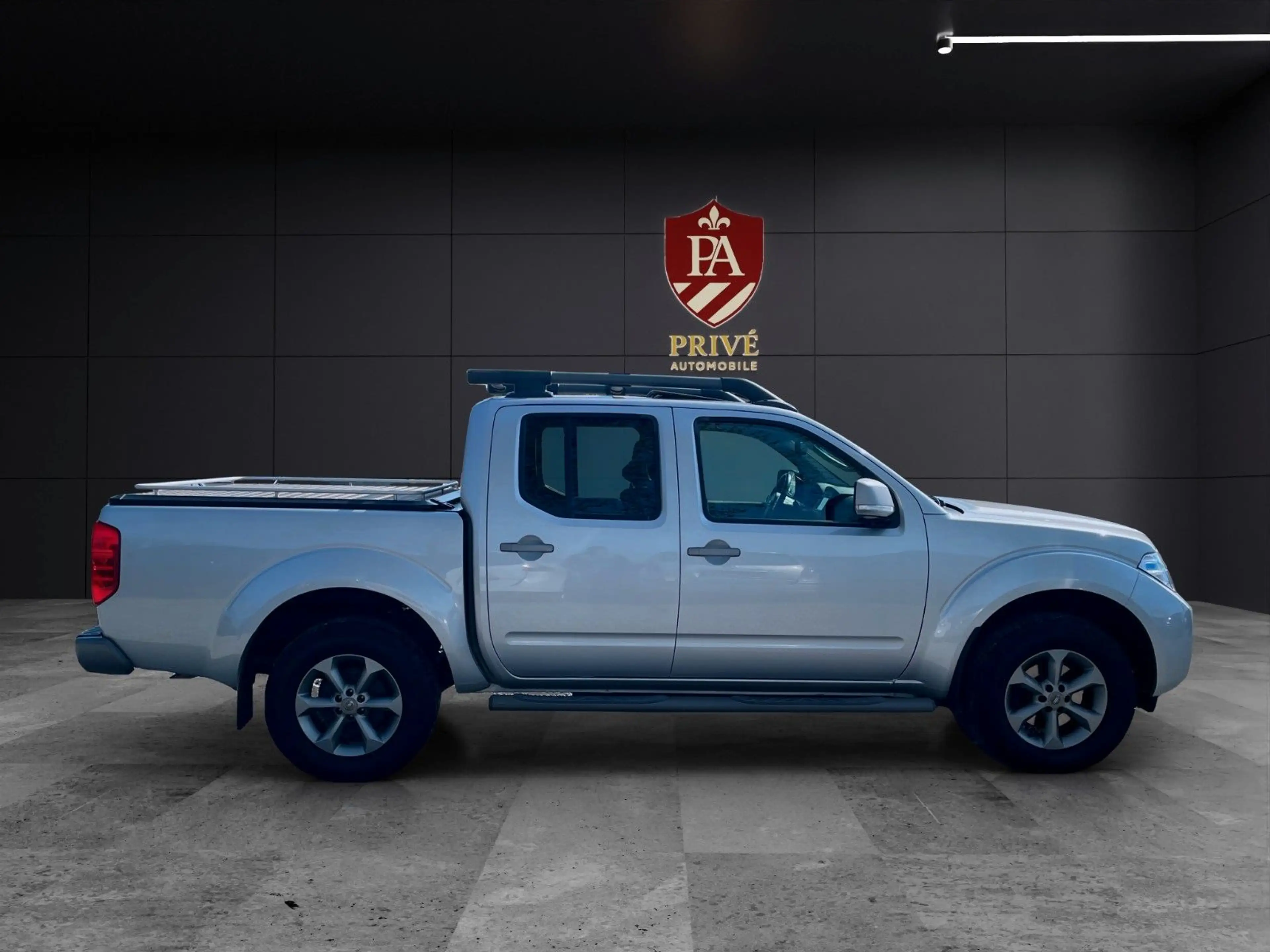 Nissan Navara 1.Hand~AHK~Kamera~SHZ~MFL~Schiebedach — photo 12