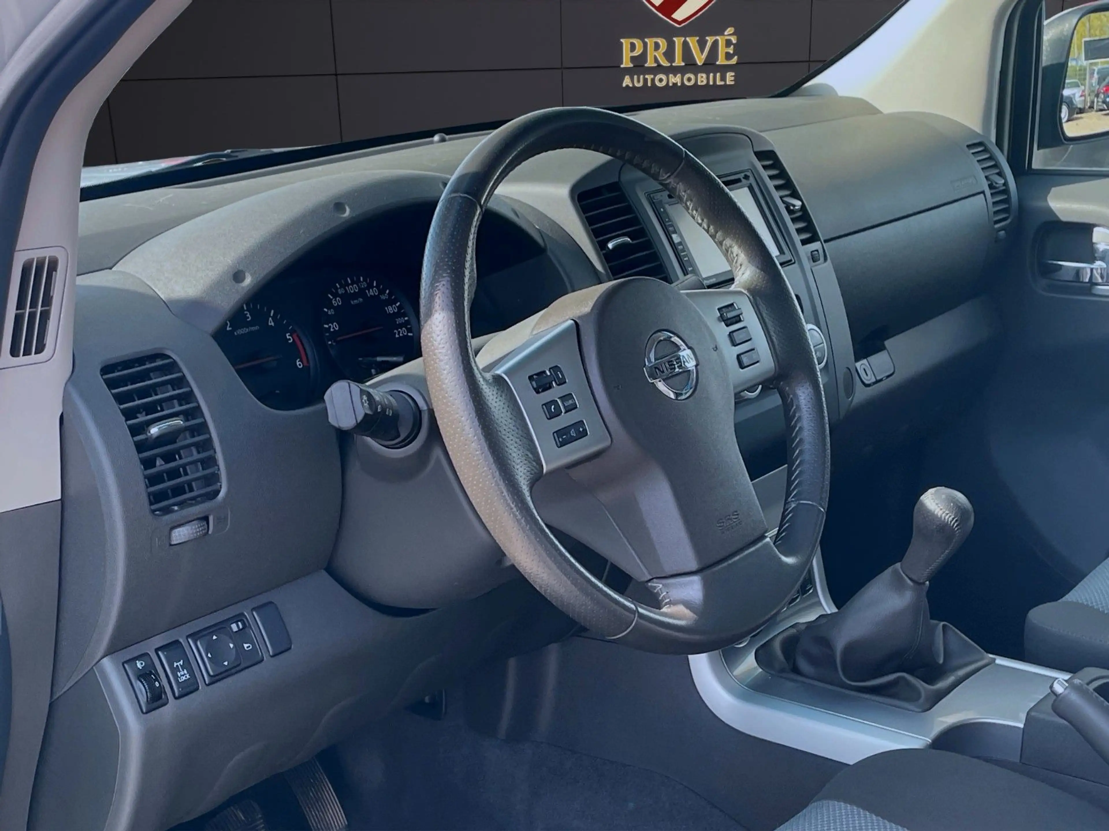 Nissan Navara 1.Hand~AHK~Kamera~SHZ~MFL~Schiebedach — photo 14