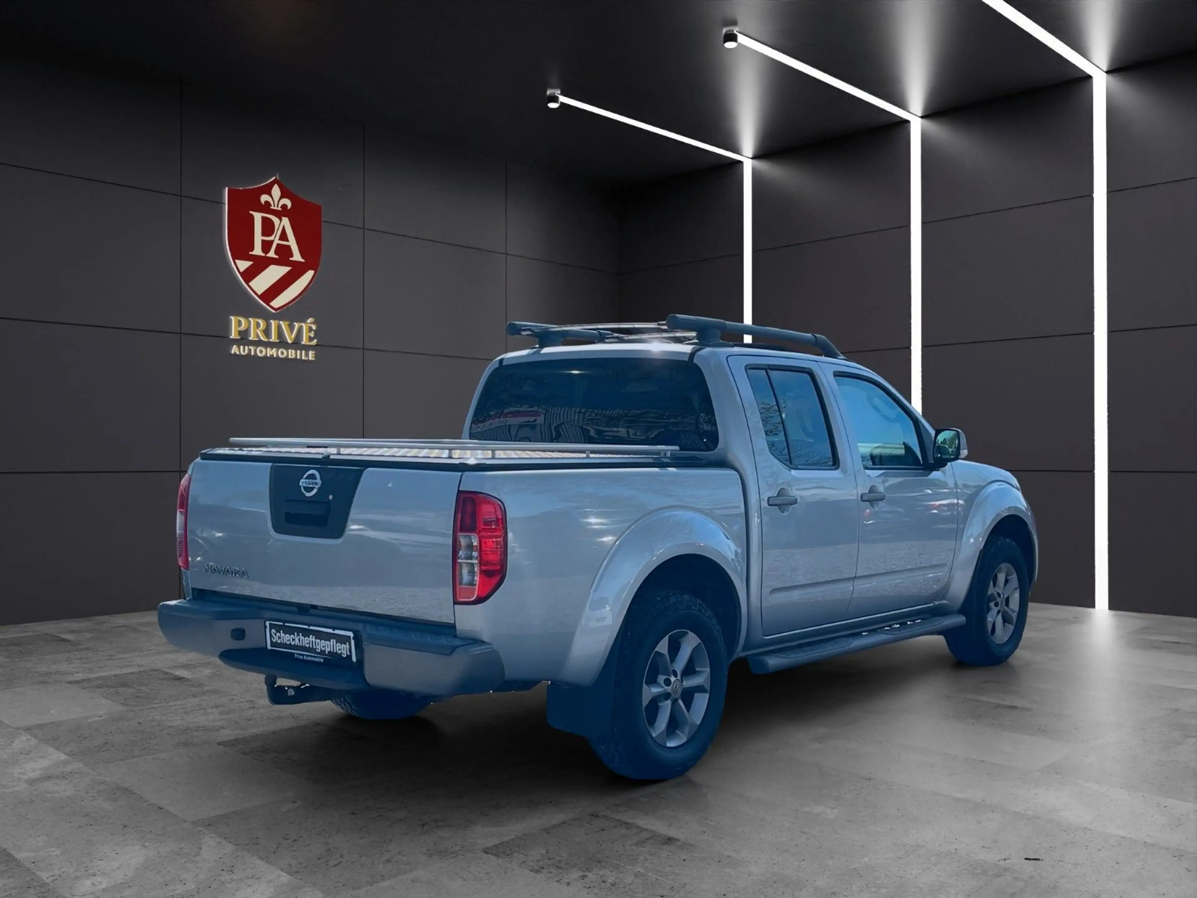 Nissan Navara 1.Hand~AHK~Kamera~SHZ~MFL~Schiebedach — photo 11