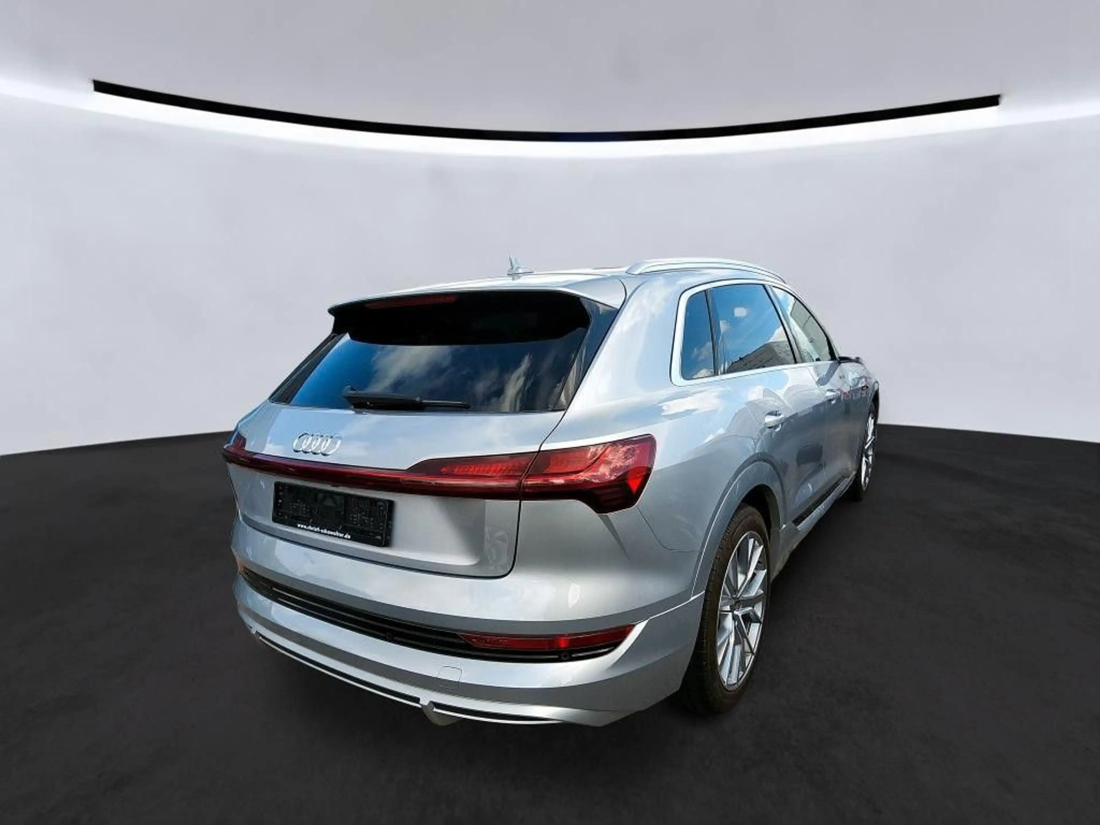 Audi e-tron 50 quattro S LINE*PANO*AHK*S-SITZE*MATRIX — photo 5