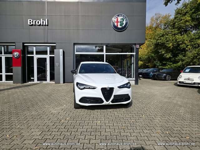 Imagine Alfa Romeo Stelvio Veloce Q4 280PS