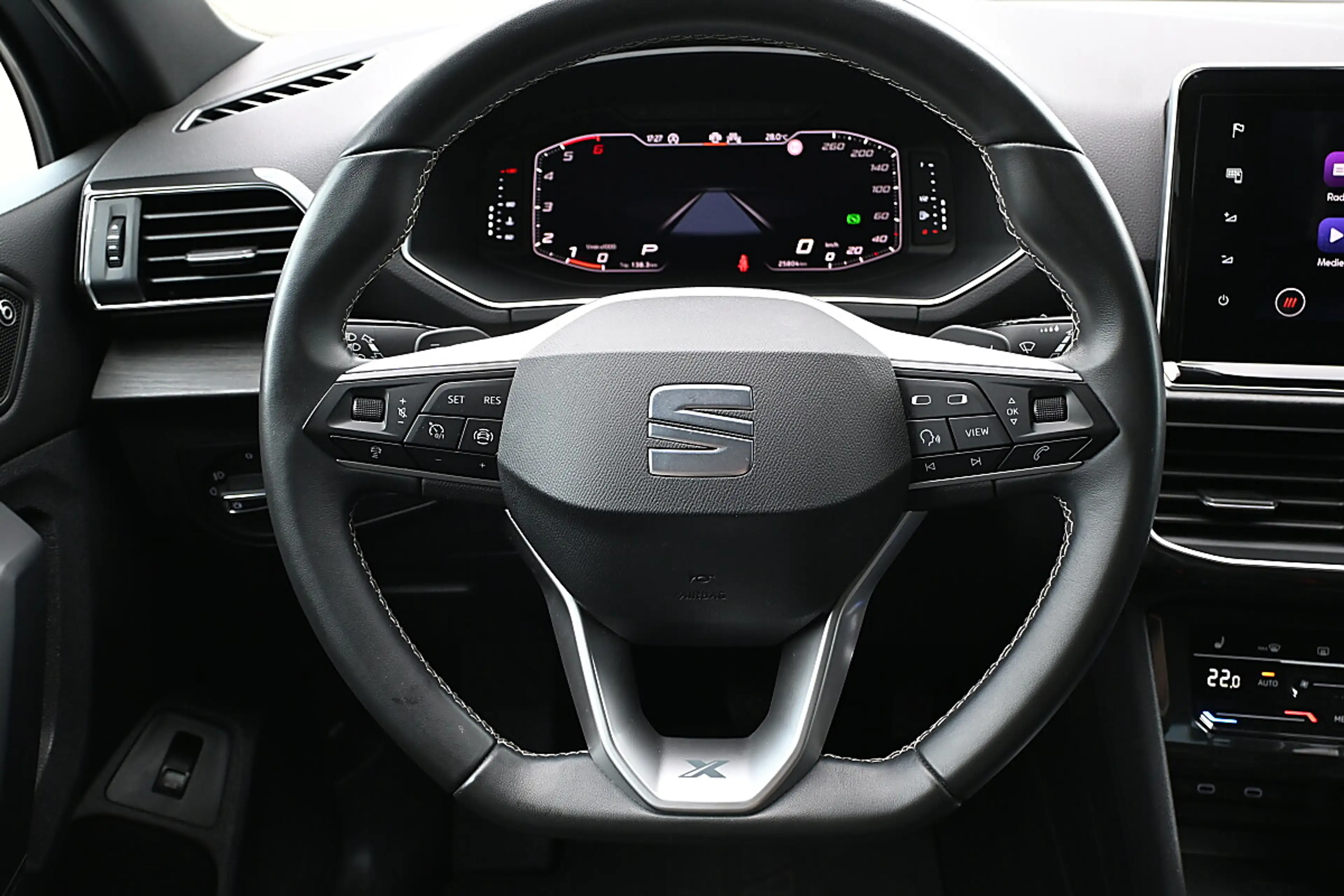 SEAT Tarraco 2,0 TDI Xcellence DSG 4Drive 7 Sitze, ACC, AHK ... — photo 13