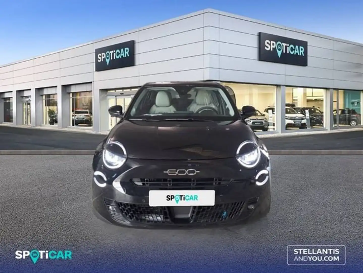Fiat 600 MHEV 1.2 81kW (110CV) DDCT Icon Negro - 2
