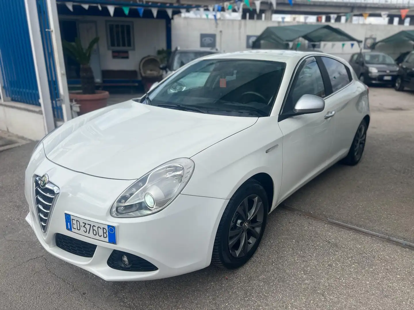 Alfa Romeo Giulietta Giulietta 1.4 t. m.air Distinctive 170cv Bianco - 1