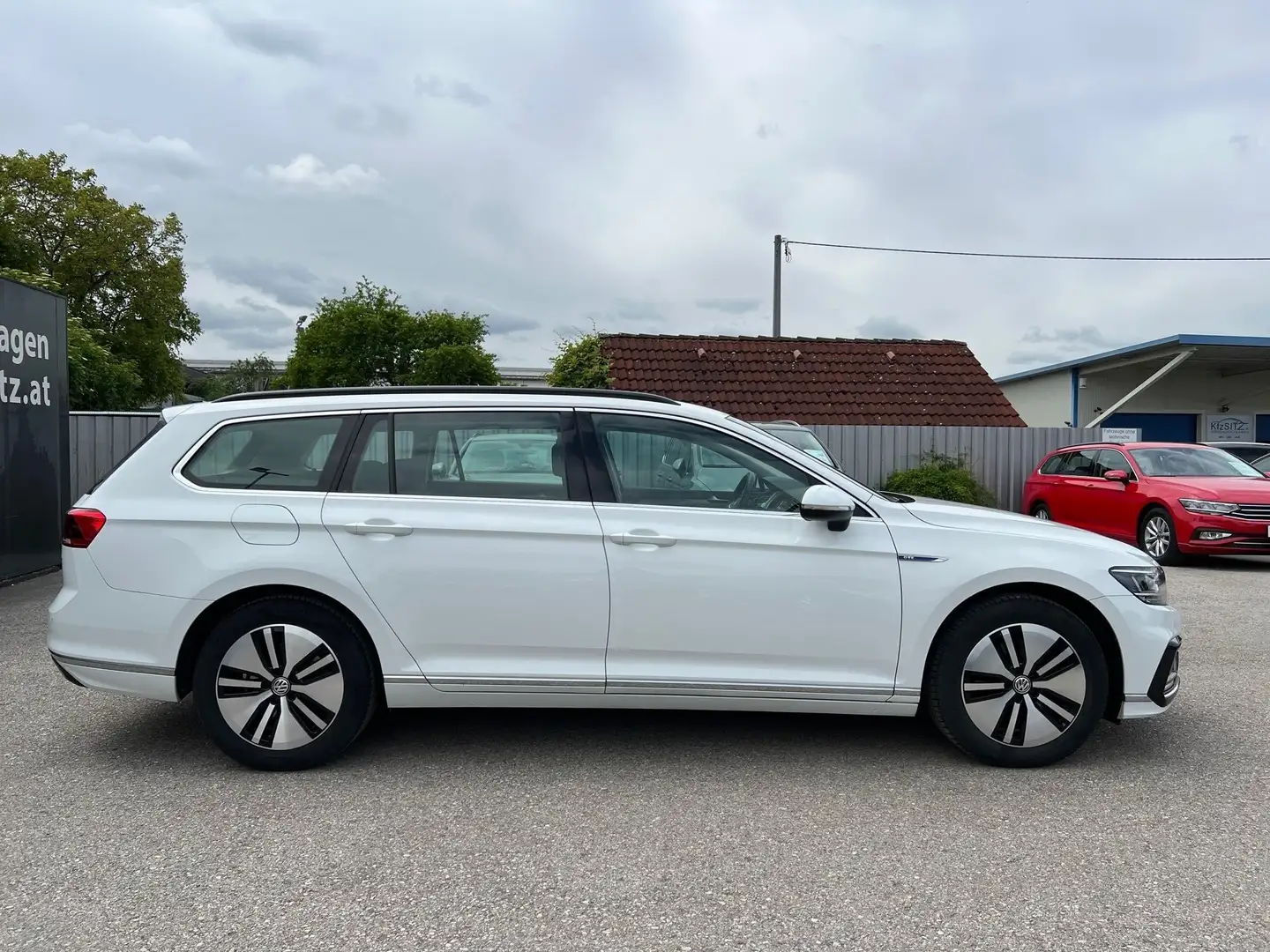 Volkswagen Passat Variant GTE 1,4 TSI DSG Hybrid Weiß - 2