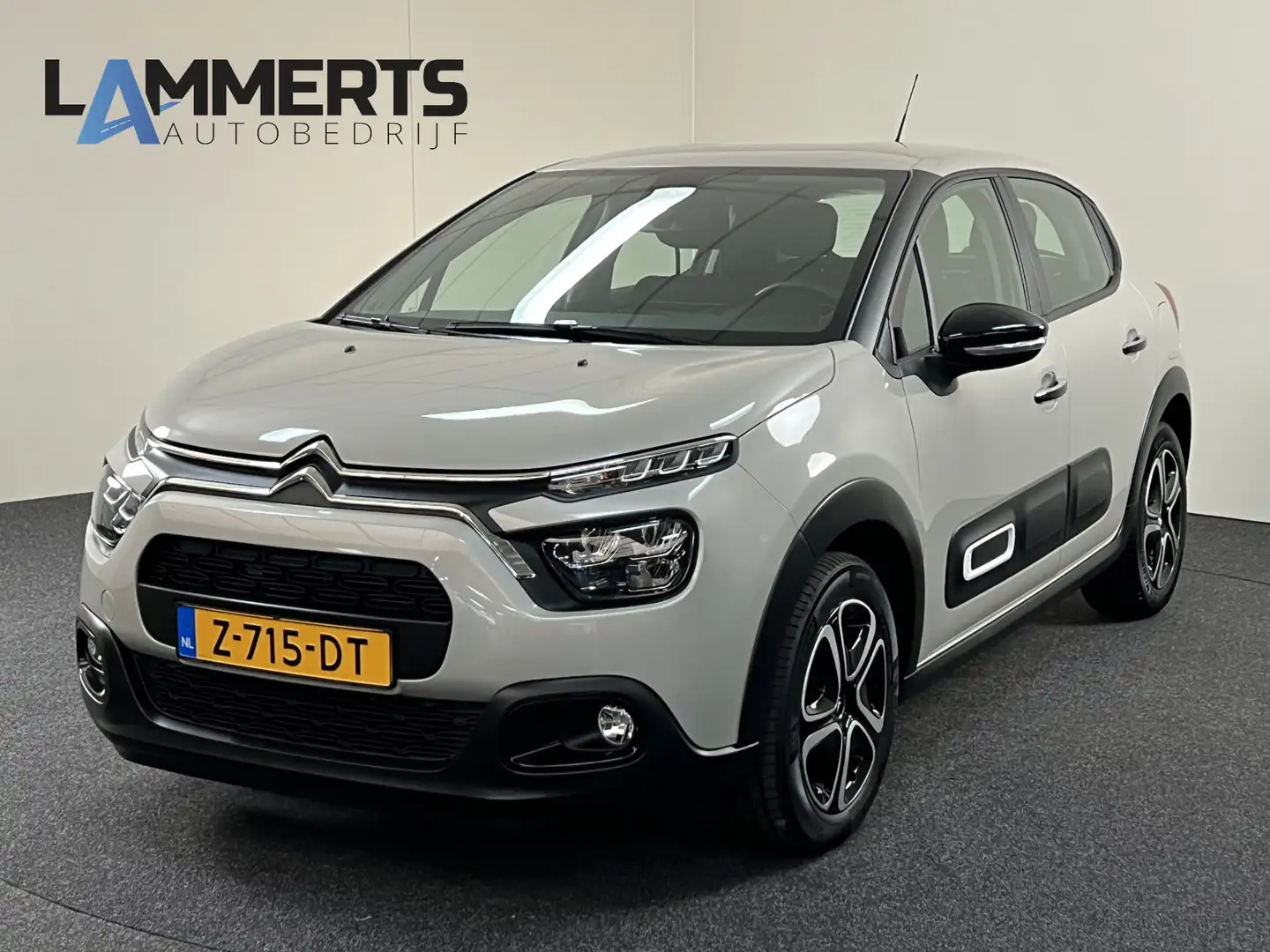 Citroen C3 1.2 PureTech C-Series van december 2022 airco, app Gris - 1