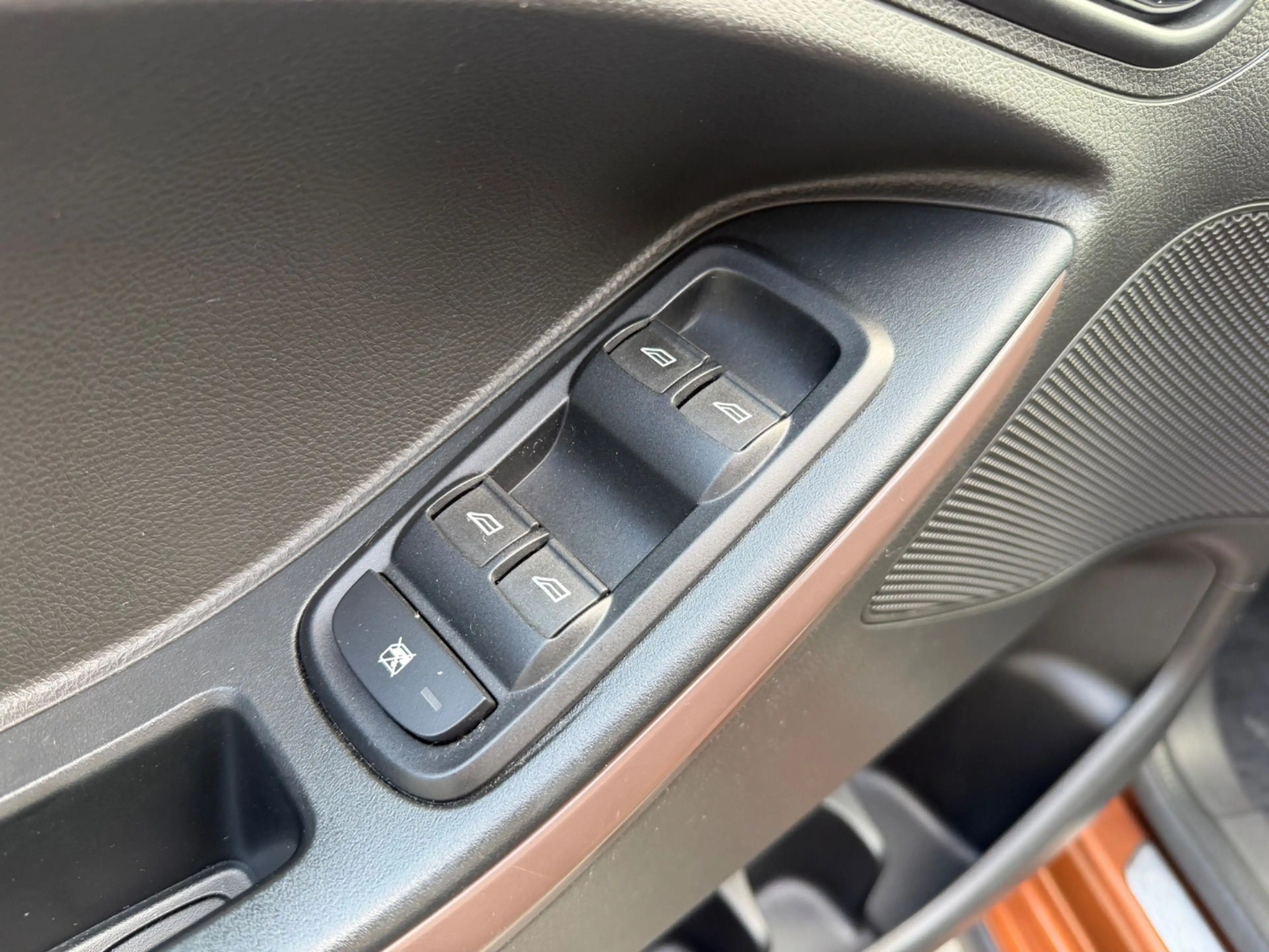 Ford Ka/Ka+ Frontscheibenheizung Sitzheizung Allwetter — photo 16