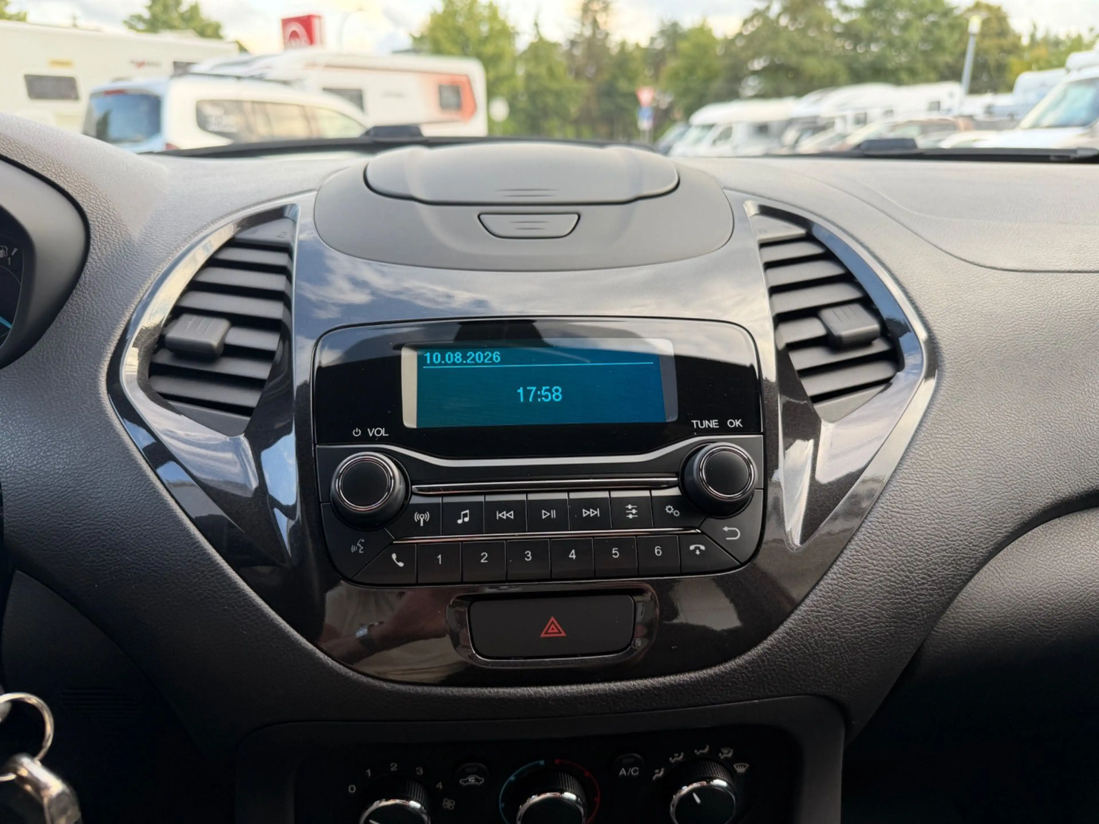 Ford Ka/Ka+ Frontscheibenheizung Sitzheizung Allwetter — photo 17