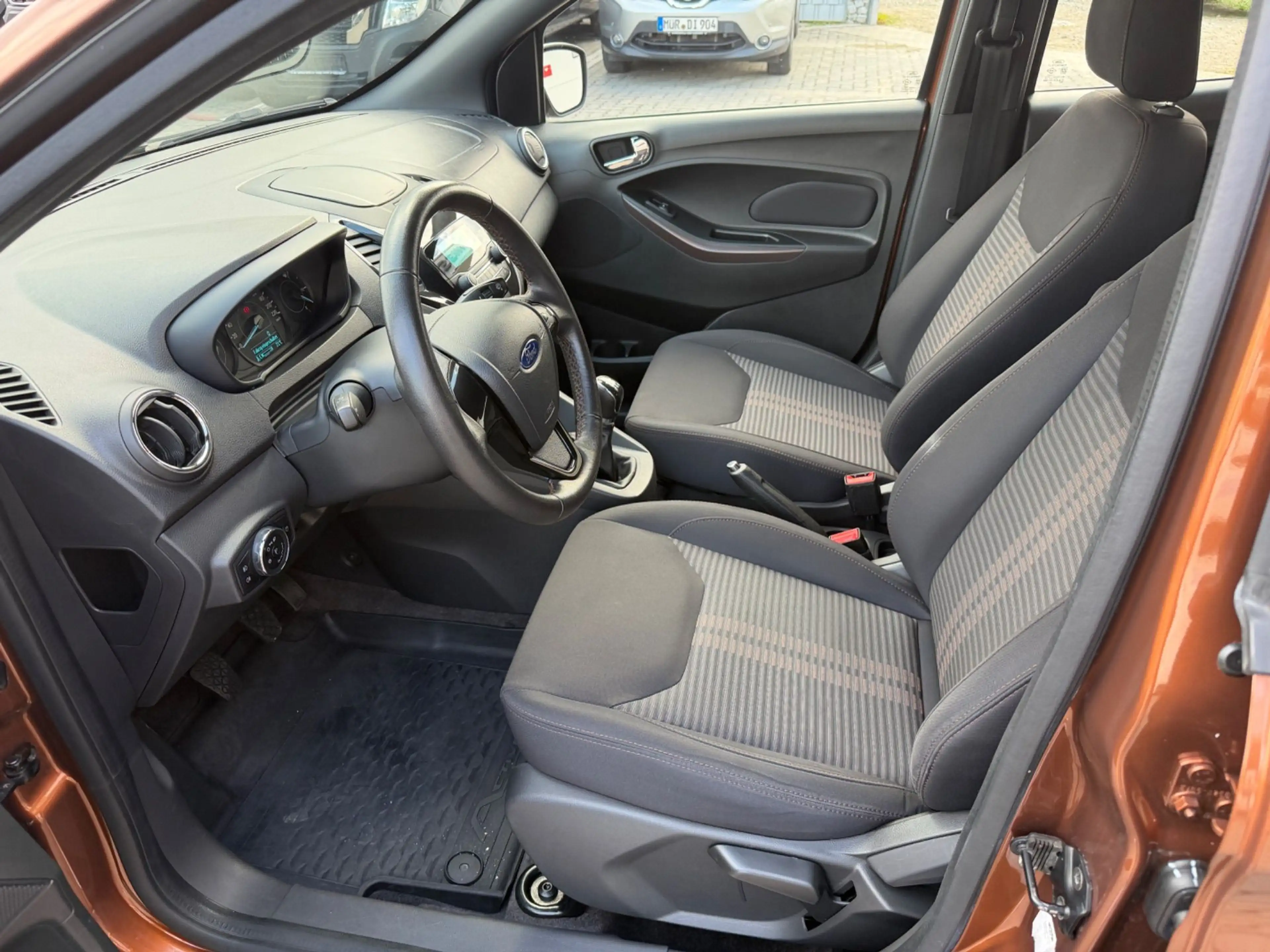 Ford Ka/Ka+ Frontscheibenheizung Sitzheizung Allwetter — photo 12