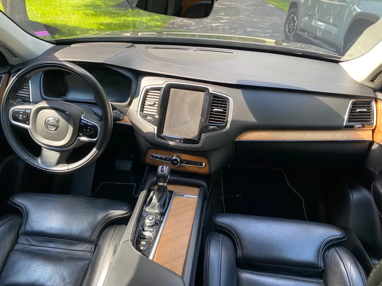 Volvo XC90 снимка Volvo XC90