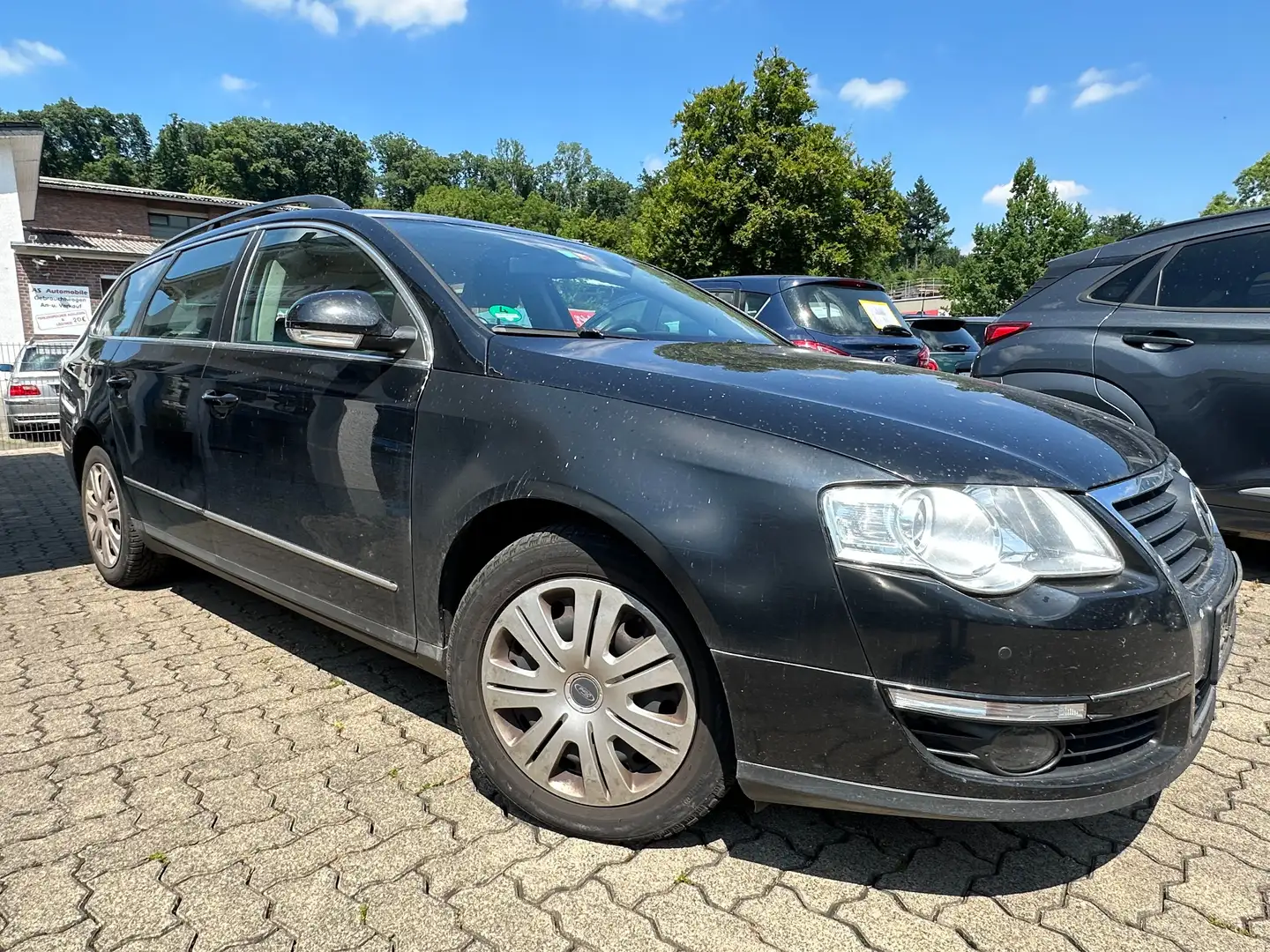 Volkswagen Passat Variant 1.6 TDI BMT Compfortline+NAVI+KLIMA+PDC+SHZ+TEMPOM Schwarz - 2