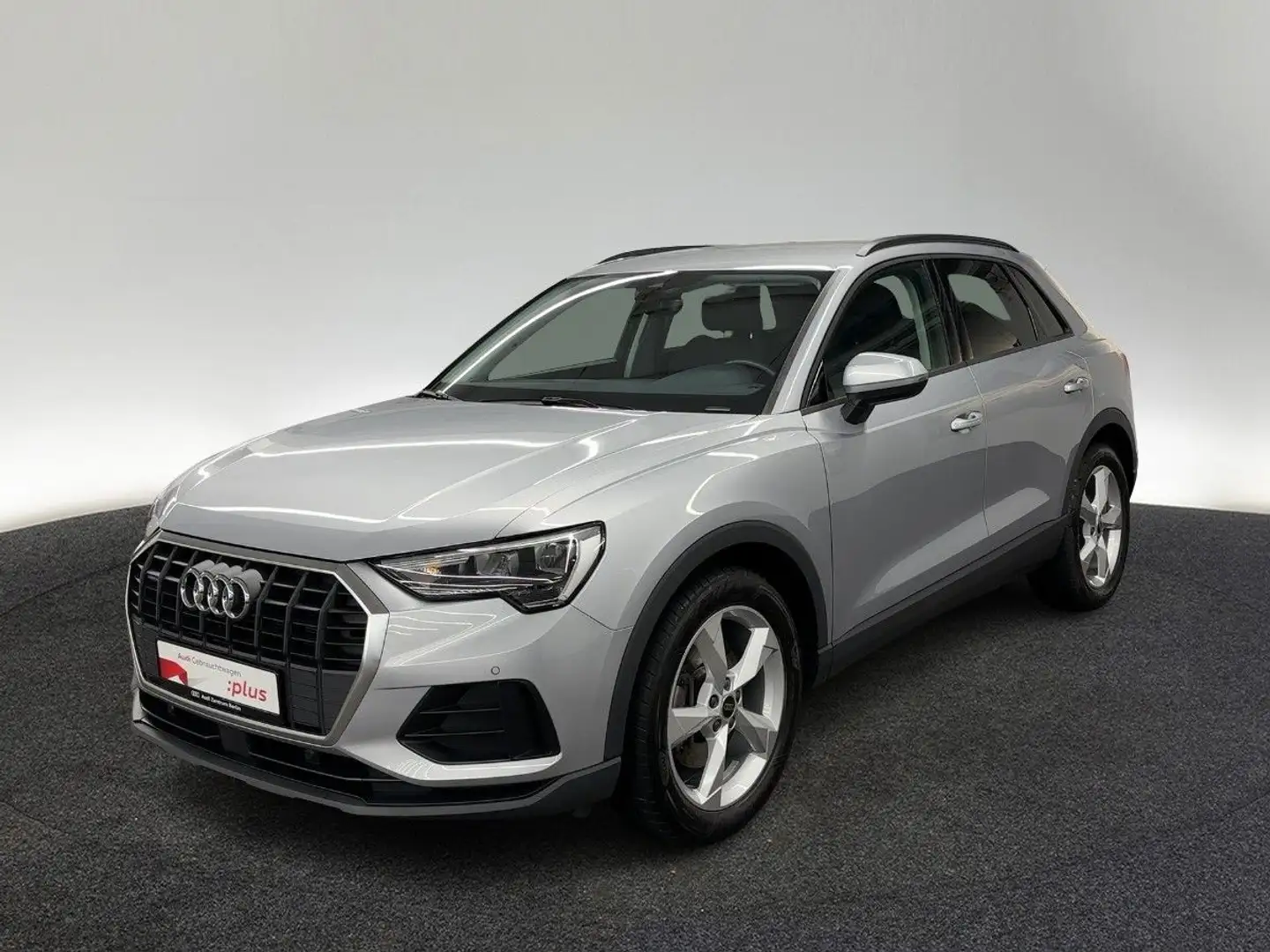 Audi Q3 40 TFSI qu.S tr. LED AHK NAVI VIRTUAL Silber - 2
