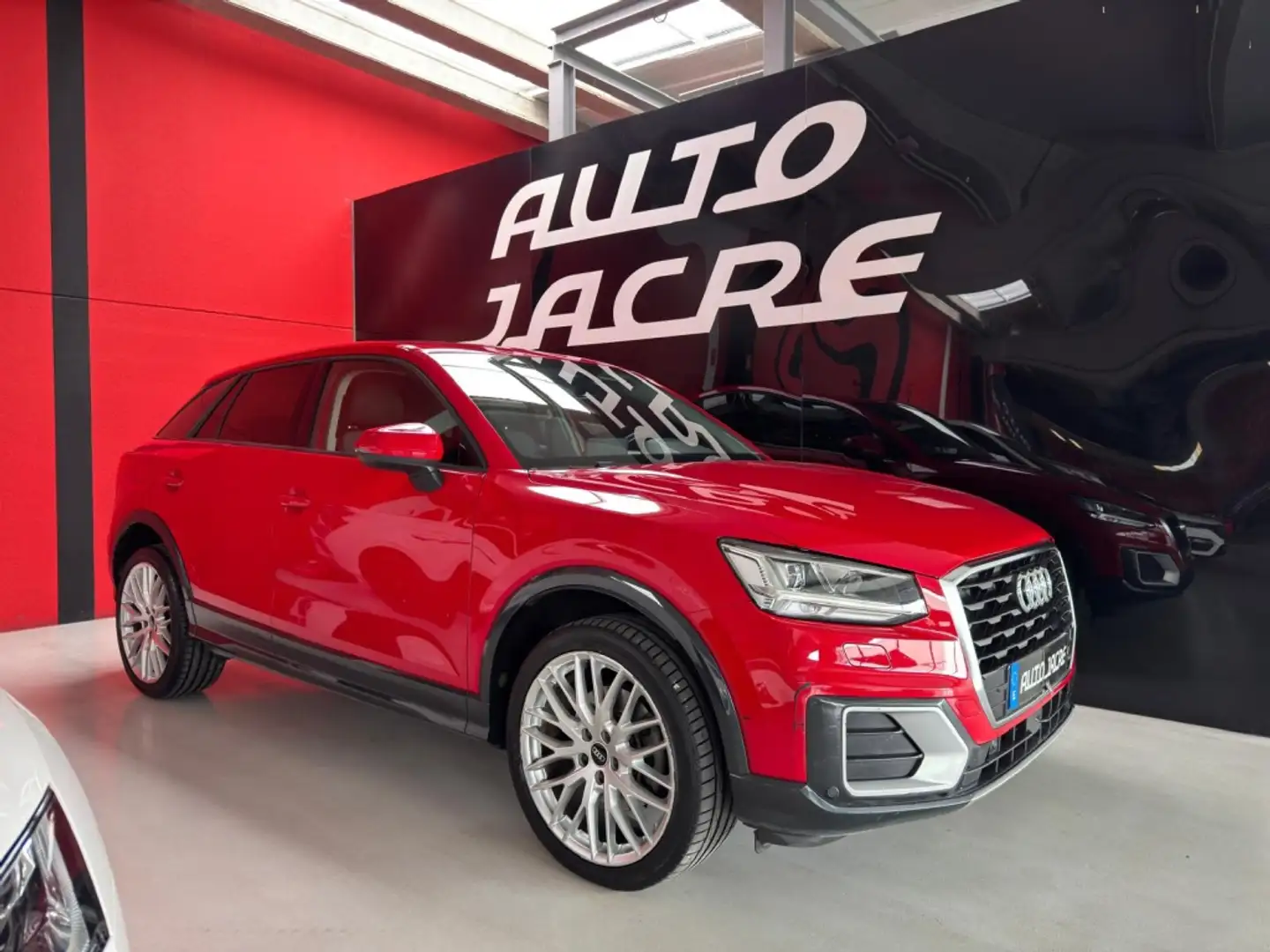 Audi Q2 30 TDI ALL-IN 85kW Rojo - 1