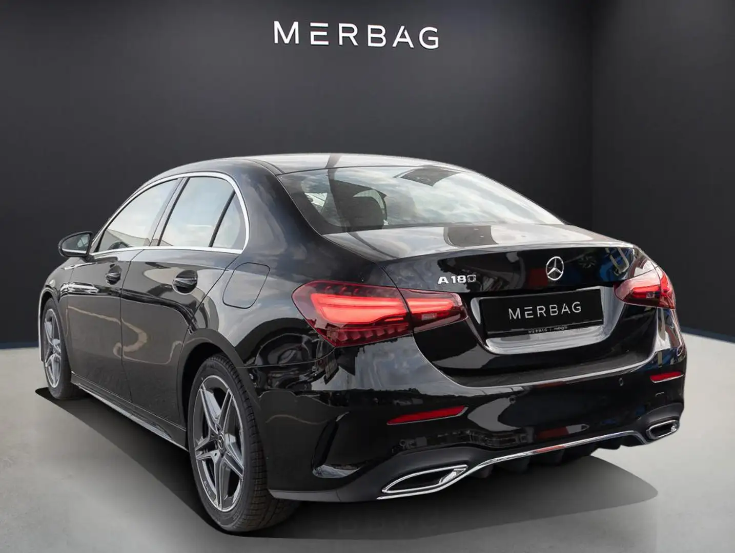 Mercedes-Benz A 180 Limousine S-Sitz ParkAss. LED SpurH LM Schwarz - 2