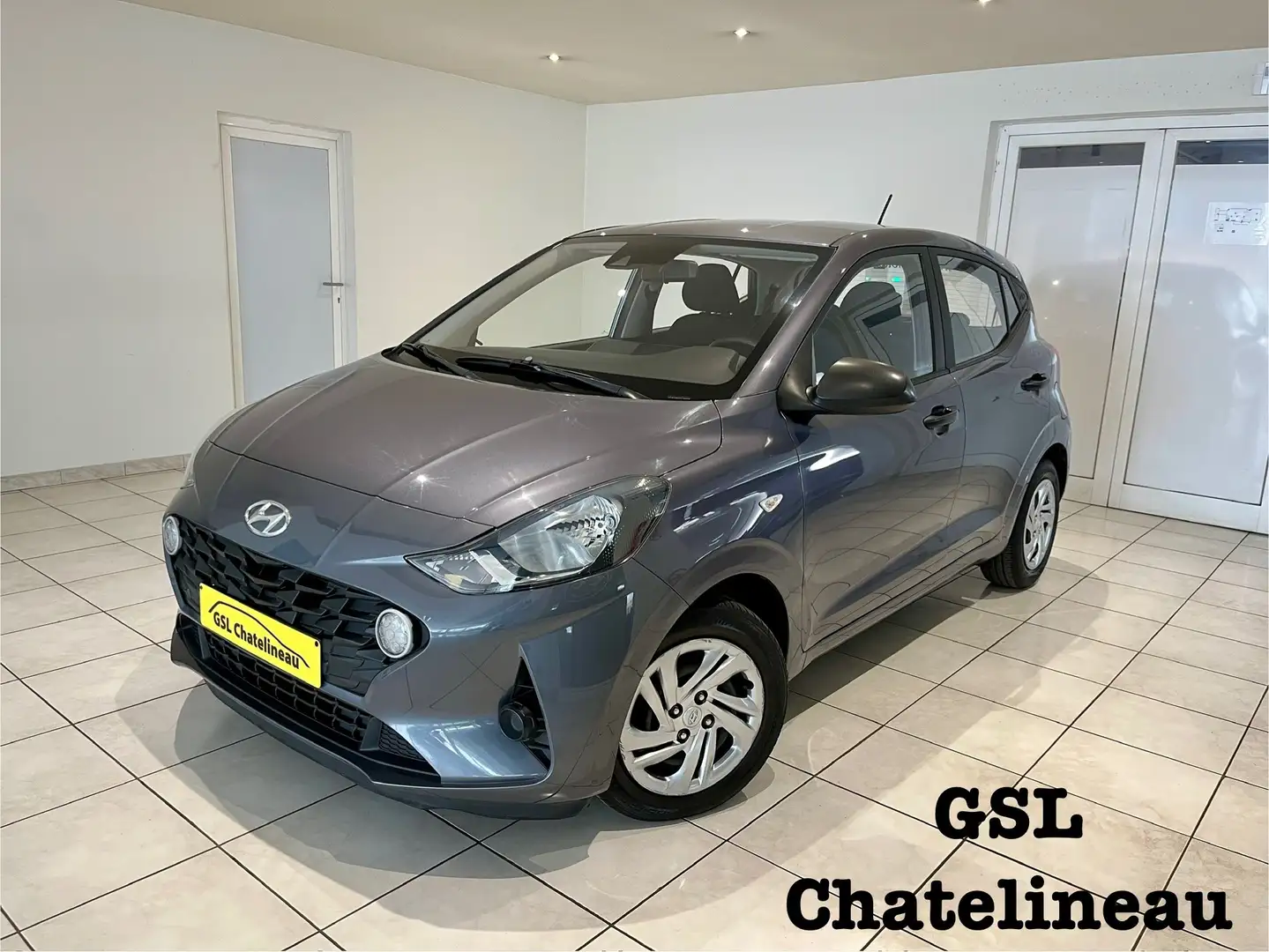 Hyundai i10 1.0i 67cv gris09/20 44484km Airco Cruise Bluetooth Gris - 1