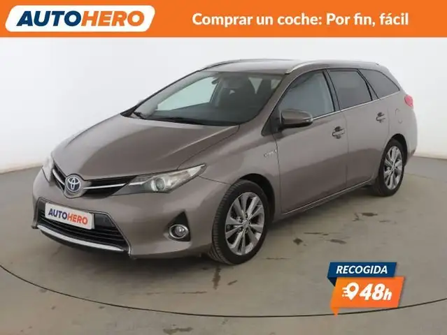 Toyota Auris hybrid Advance