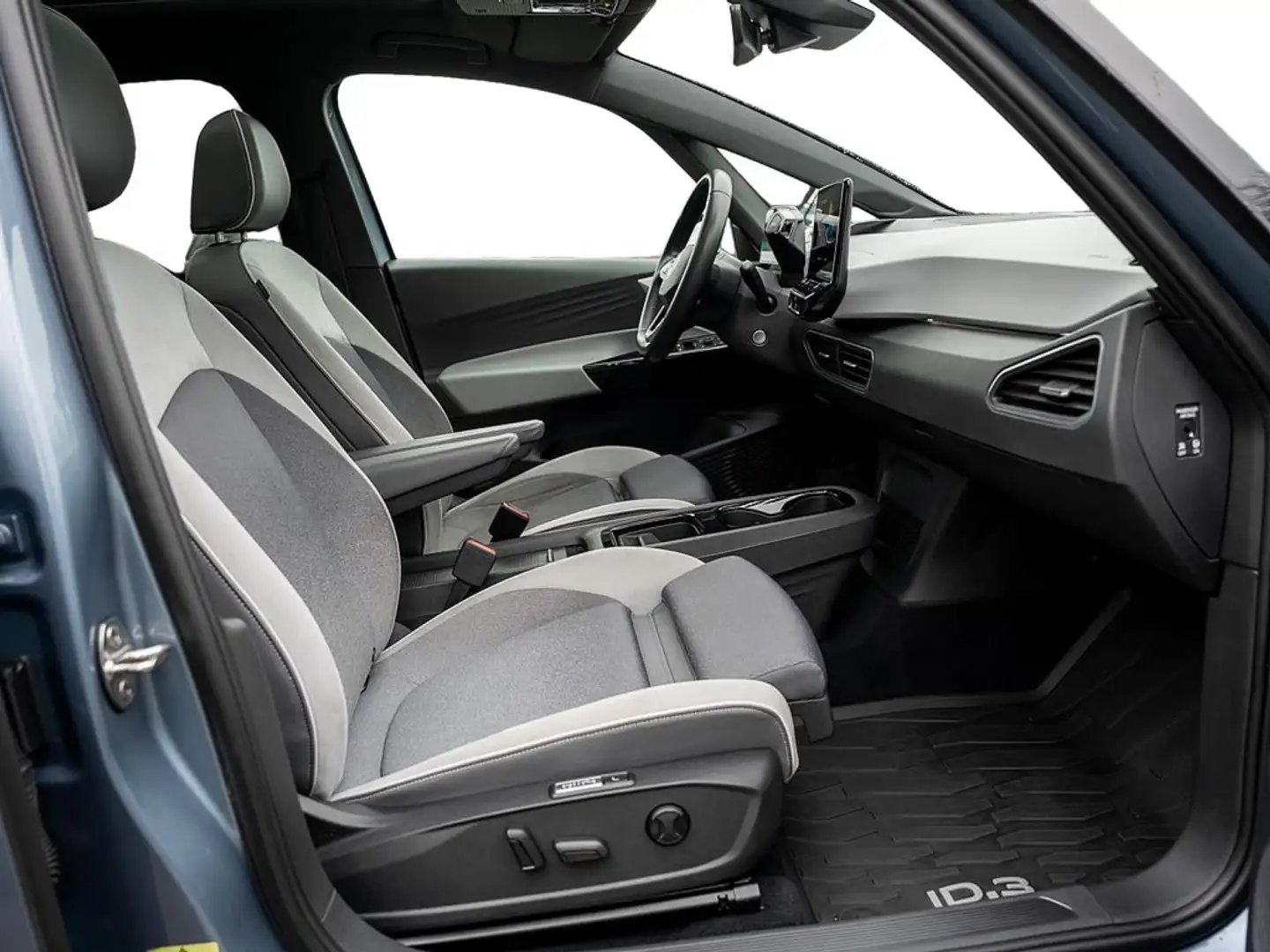 Volkswagen ID.3 Pro PANO MATRIX ALU NAVI PRO SHZ - 2