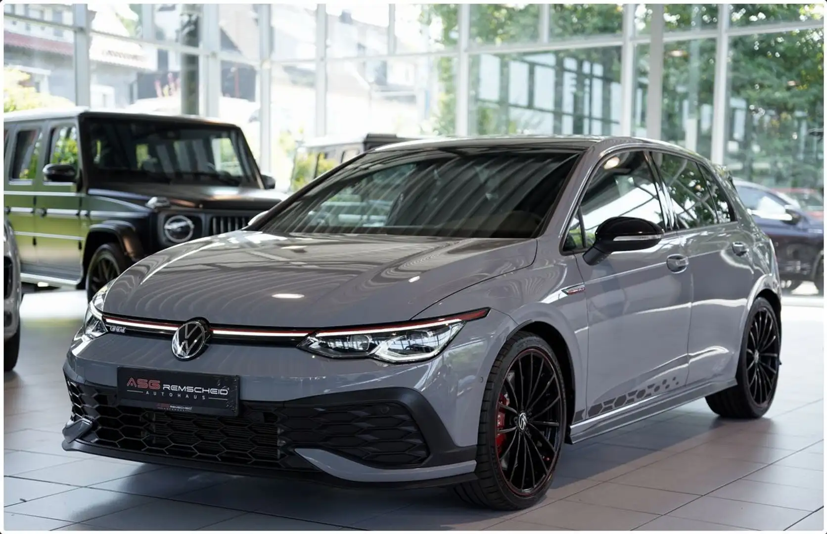 Volkswagen Golf GTI 2.0 TSI Clubsport DSG 221kW 45 Aniversario - 2