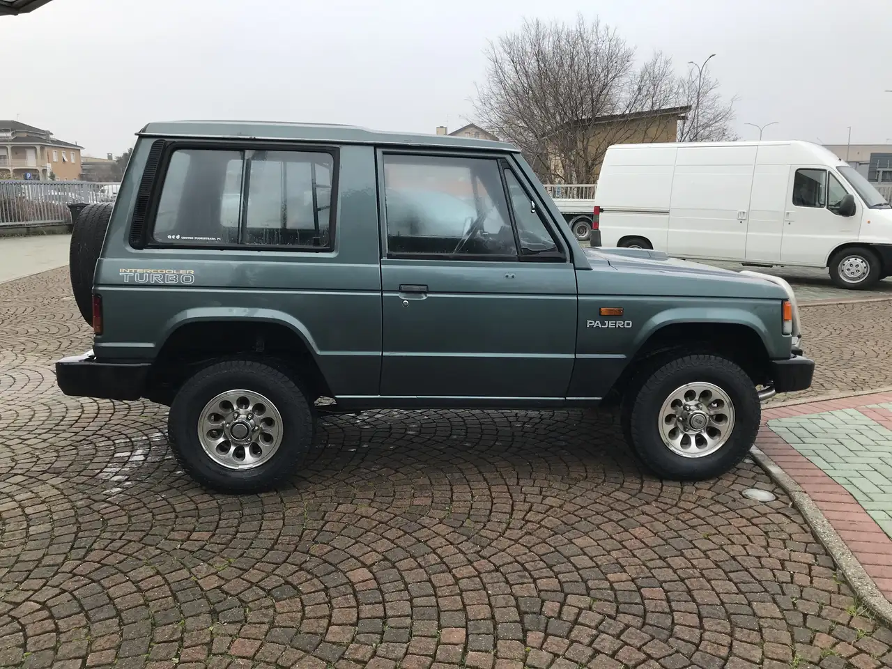 Mitsubishi Pajero 2.5 TD autocarro 2 posti, foto 2