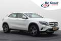 Mercedes-Benz GLA 180 Ambition Automaat Bi-Xenon, Navigatie, Cruise, PDC Blanc - thumbnail 1