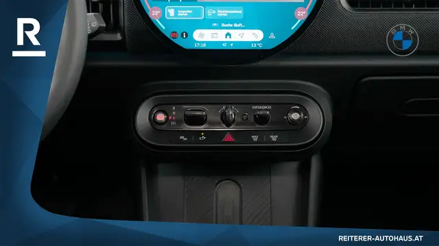 Mini Hatch view 15