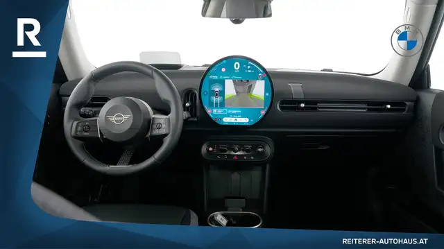 Mini Hatch view 13