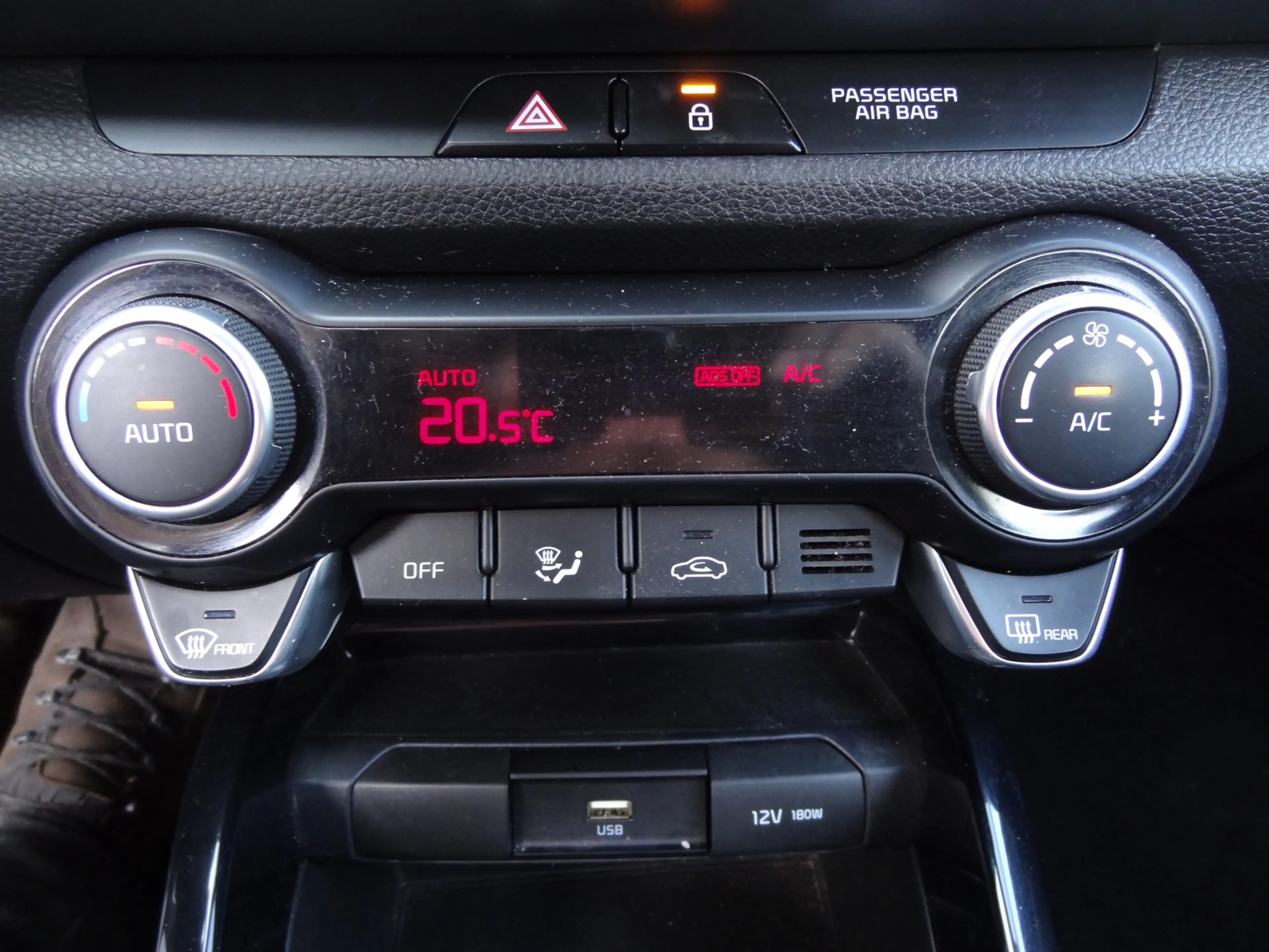 Kia Rio 1.0 T-GDi MHEV DynamicLine — photo 14