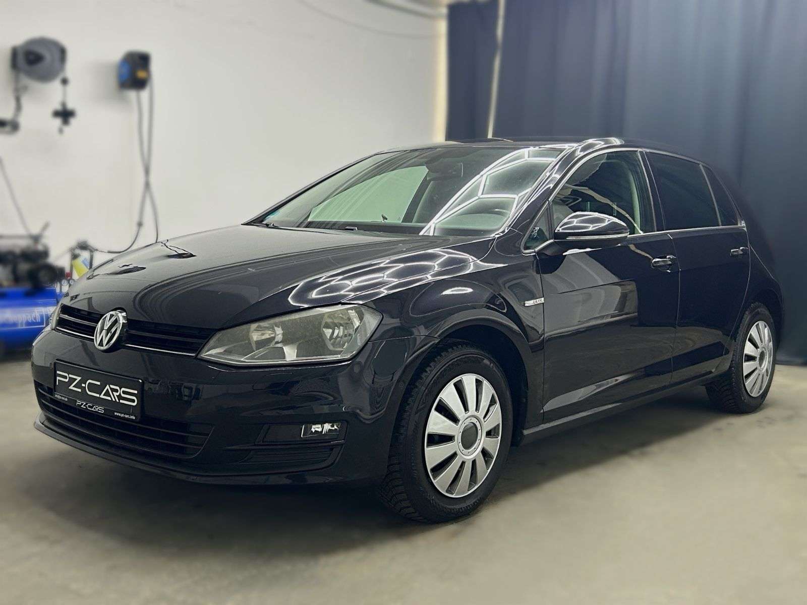 Second hand Volkswagen Golf 1.6