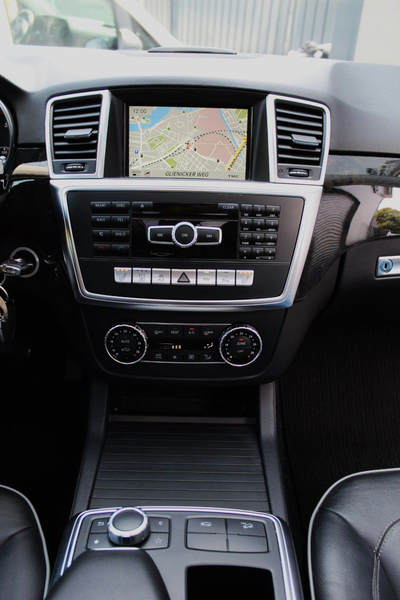 Mercedes-Benz ML 350 BlueTEC 4MATIC 7-G WEBASTO LED 360° PANO — photo 14