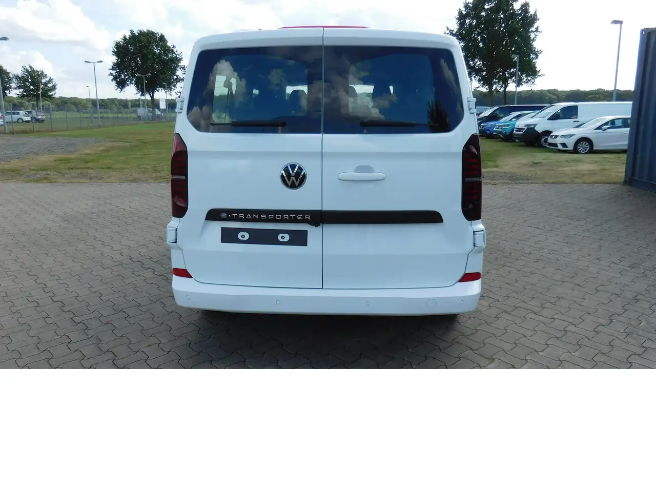 Volkswagen T7 Transporter VW T7 9 Sitze Elktro Navi Klima, миниатюра 4