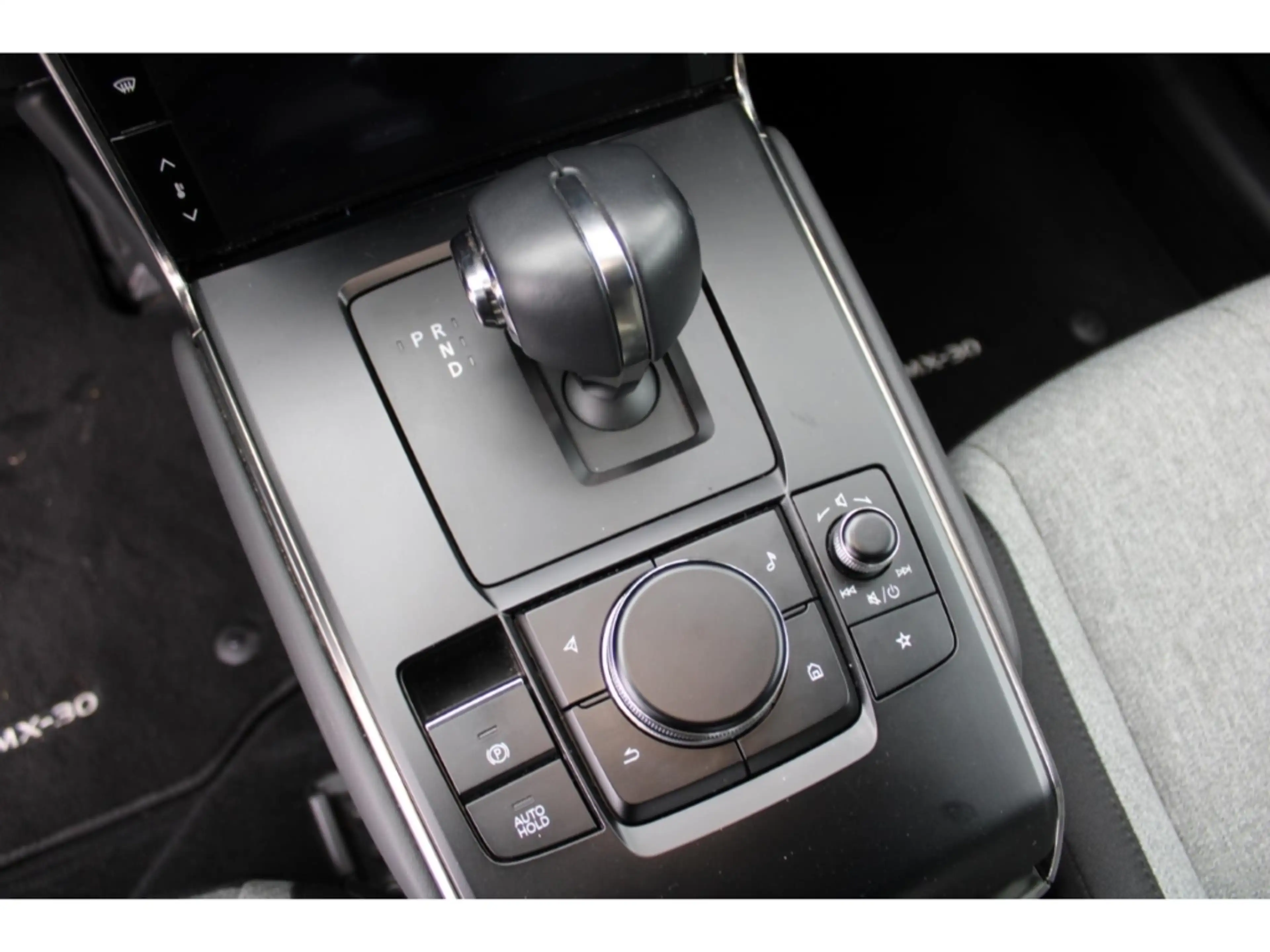 Mazda MX-30 e-SKYACTIV+KOM-P+NAV+PDC+GJ-RÄDER !! — photo 14