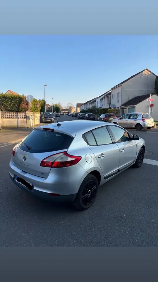 Renault Megane MÃ©gane III dCi 90 FAP eco2 Authentique 