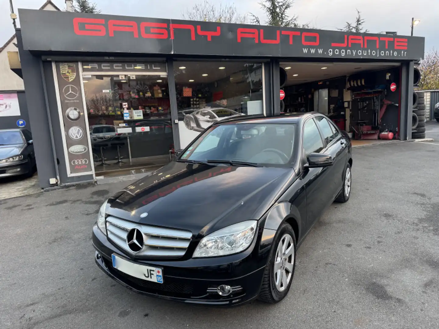 Mercedes-Benz C 200 200 CDI CLASSIC BA BOITE AUTOMATIQUE Noir - 1