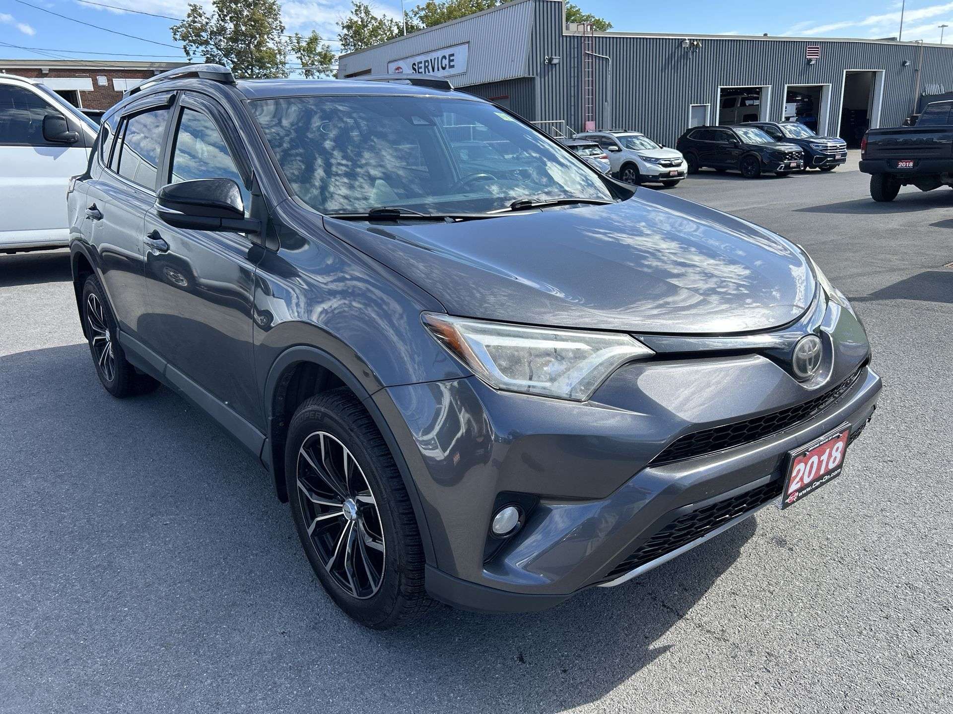  2018 Toyota RAV4 SE AWD   