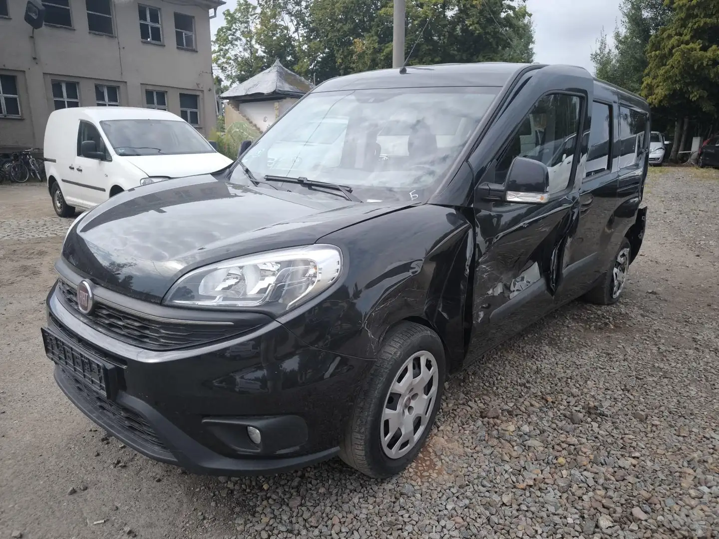 Fiat Doblo SX Maxi Kombi 1.4 16V Turbo 5 Sitzer Schwarz - 1