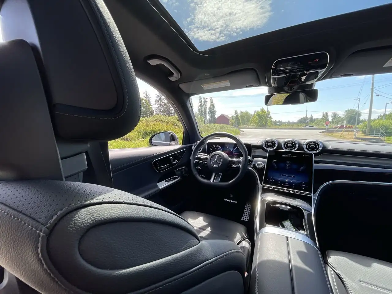 Mercedes-Benz GLC снимка Mercedes-Benz GLC