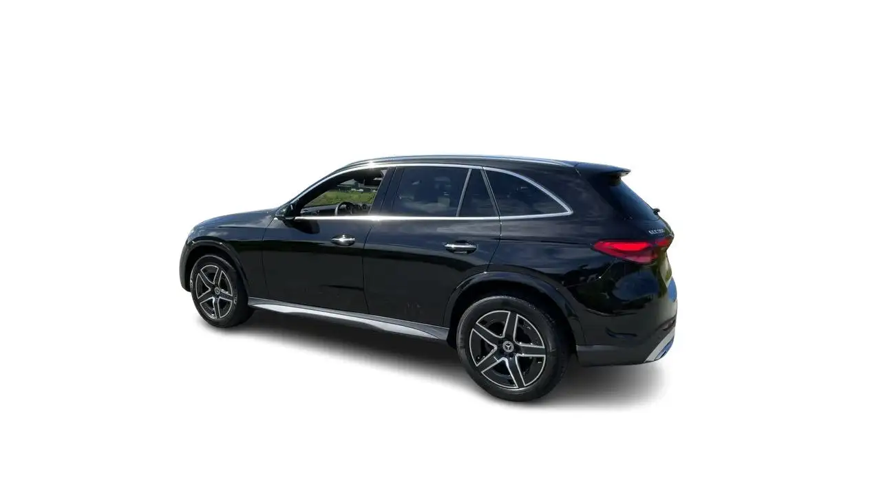 Mercedes-Benz GLC снимка Mercedes-Benz GLC