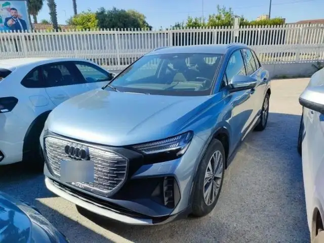 Audi Q4 E-Tron view 4