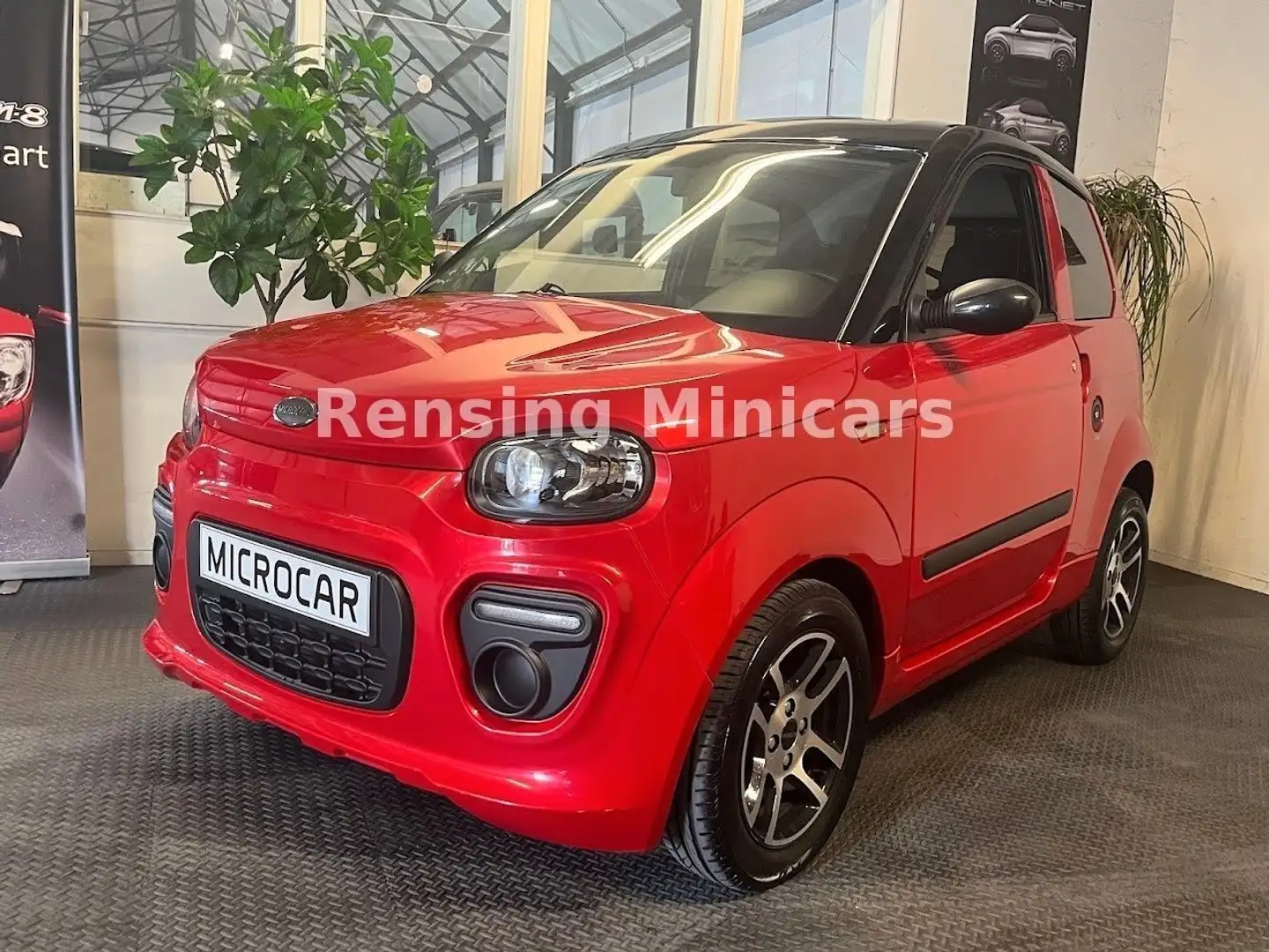 Microcar M.Go PREMIUM XXL 8 PS KLIMA A/C DCI Mopedauto 45 Rouge - 2