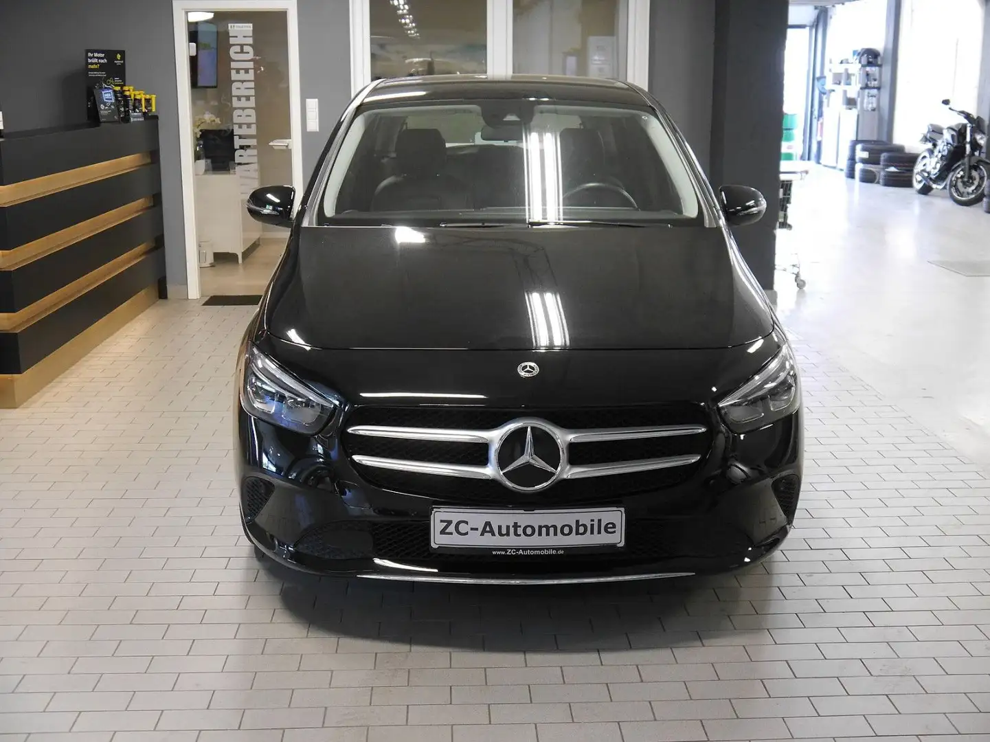 Mercedes-Benz B 180 Style - Nav - Kam - Zwart - 2
