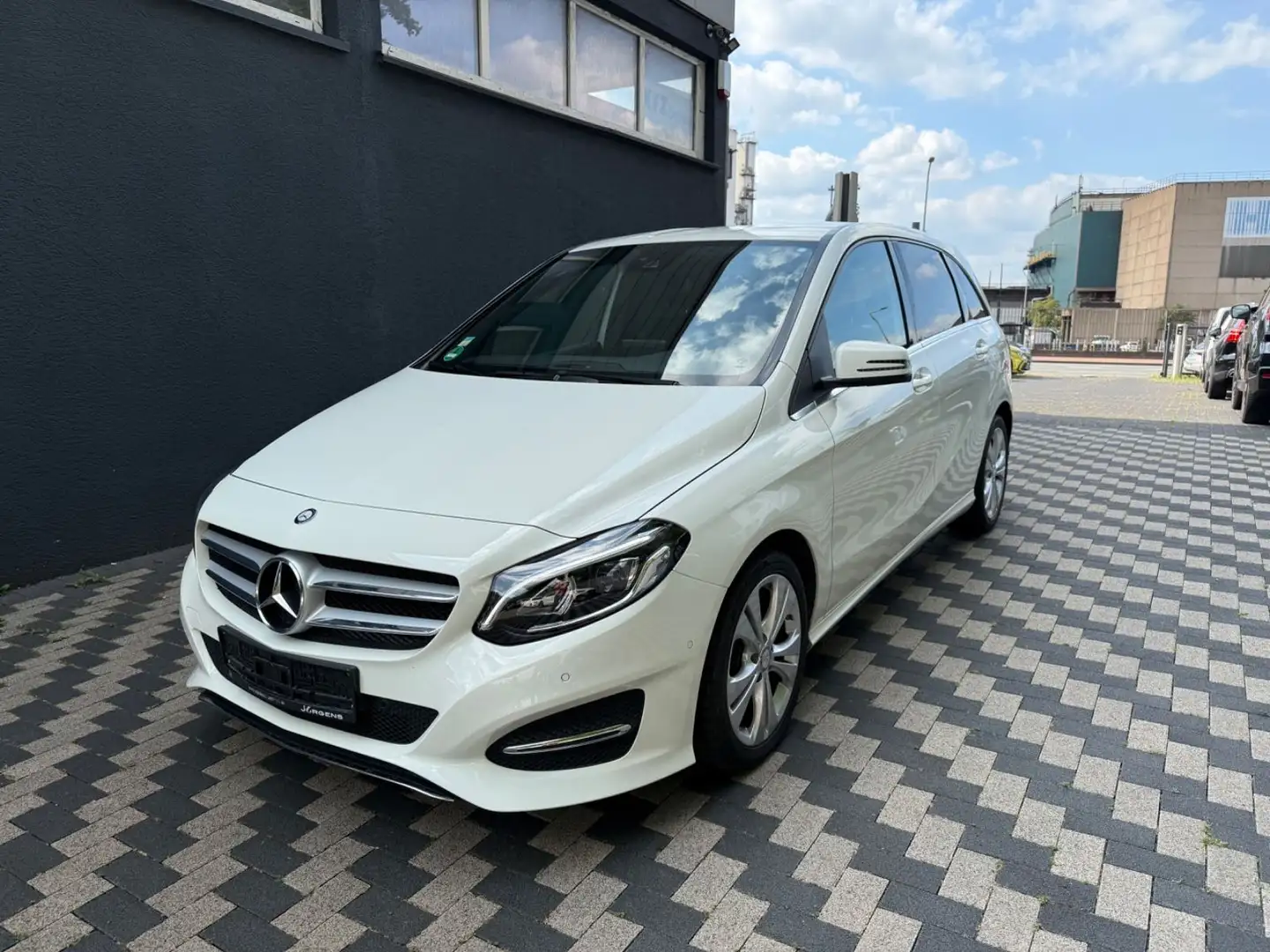 Mercedes-Benz B 220 Urban Unfallfrei 8Fach Alb - 1