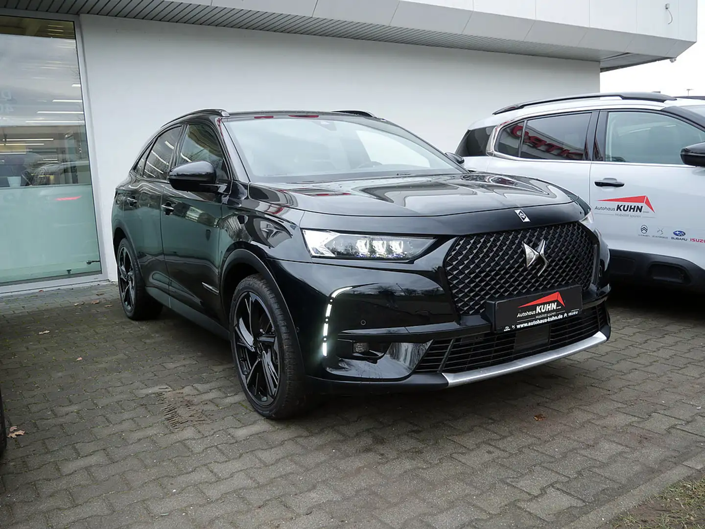 DS Automobiles DS 7 Crossback E-Tense Louvre 4x4 LED PANO Schwarz - 2