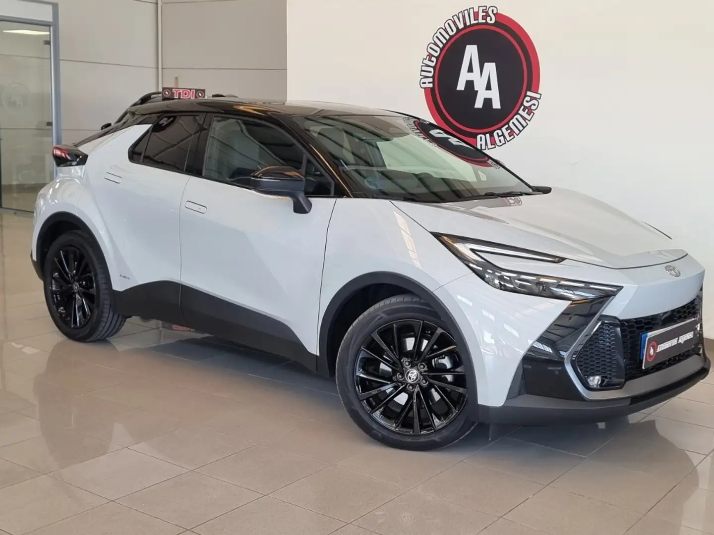 Toyota C-HR 200H GR Sport AWD Gris - 1
