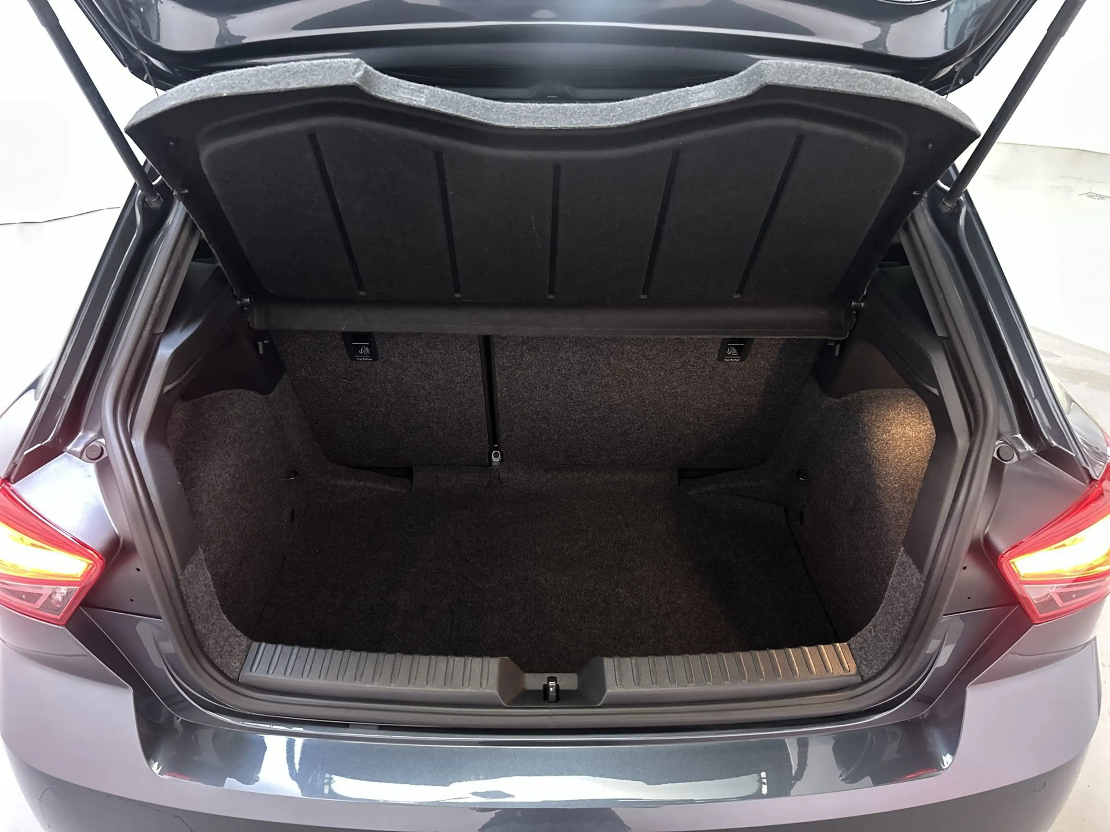 SEAT Ibiza 1.0 TSI 110pk FR Business Intense Plus Stoelverwar — photo 11