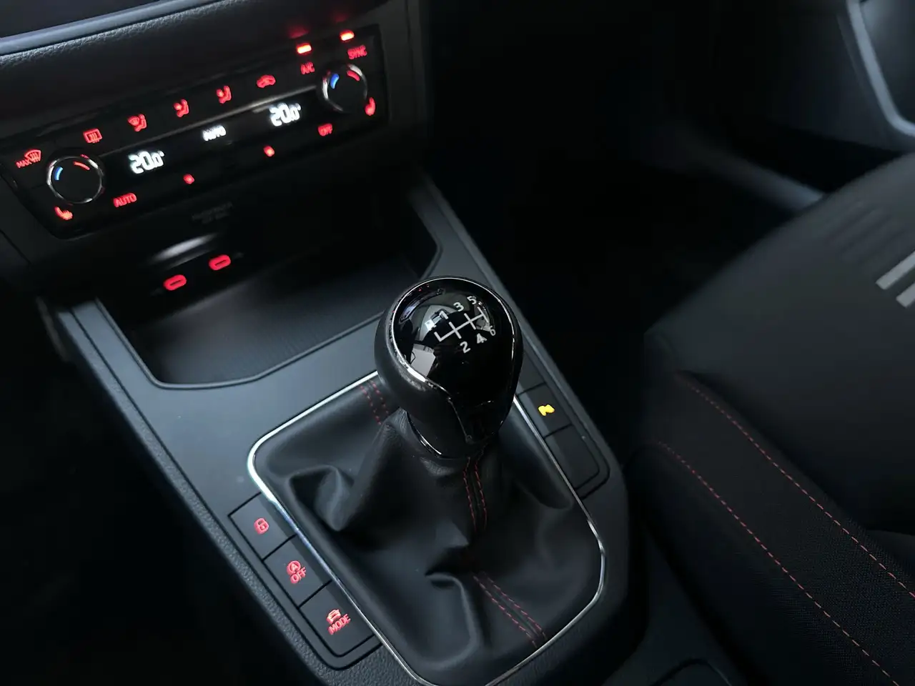 SEAT Ibiza 1.0 TSI 110pk FR Business Intense Plus Stoelverwar, миниатюра 26