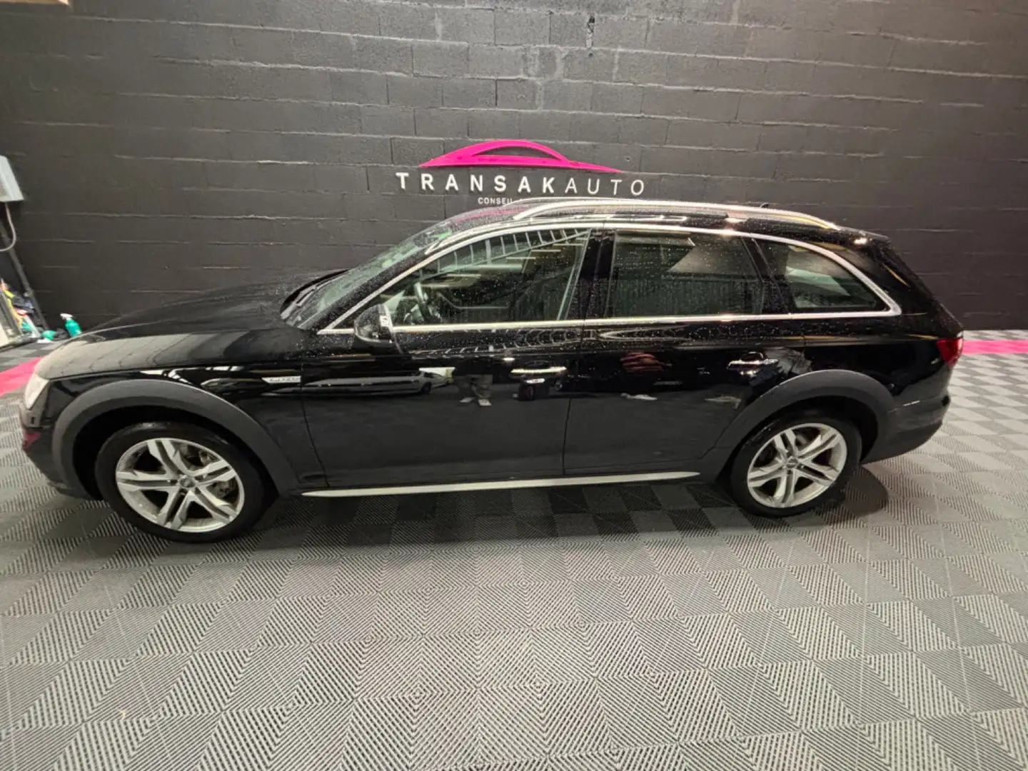 Audi A4 allroad Design Luxe Noir - 2